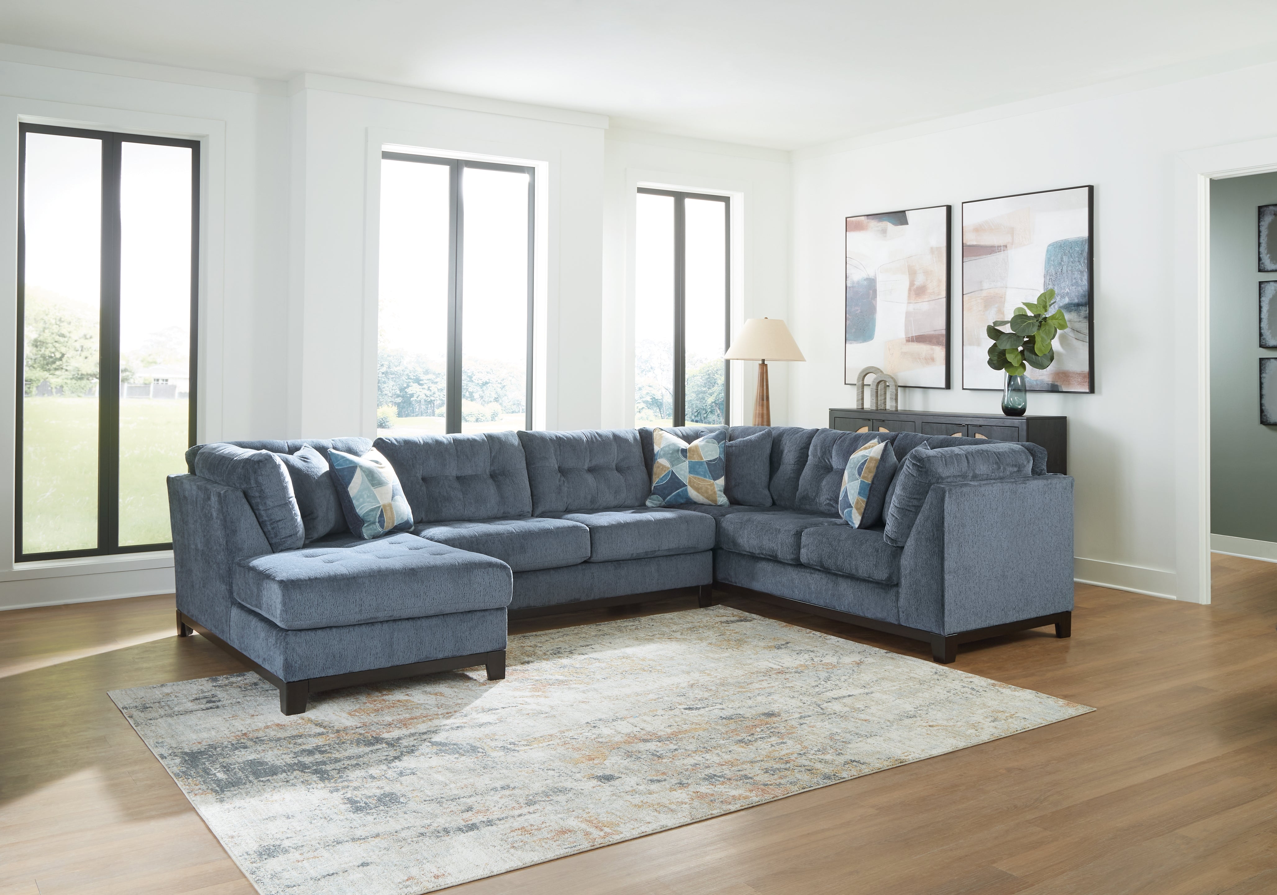 Floridian Furniture - Ashley Furniture - Maxon Place Sectional - RAF 3-Piece Sectional with Chaise / Stone - 33004S1