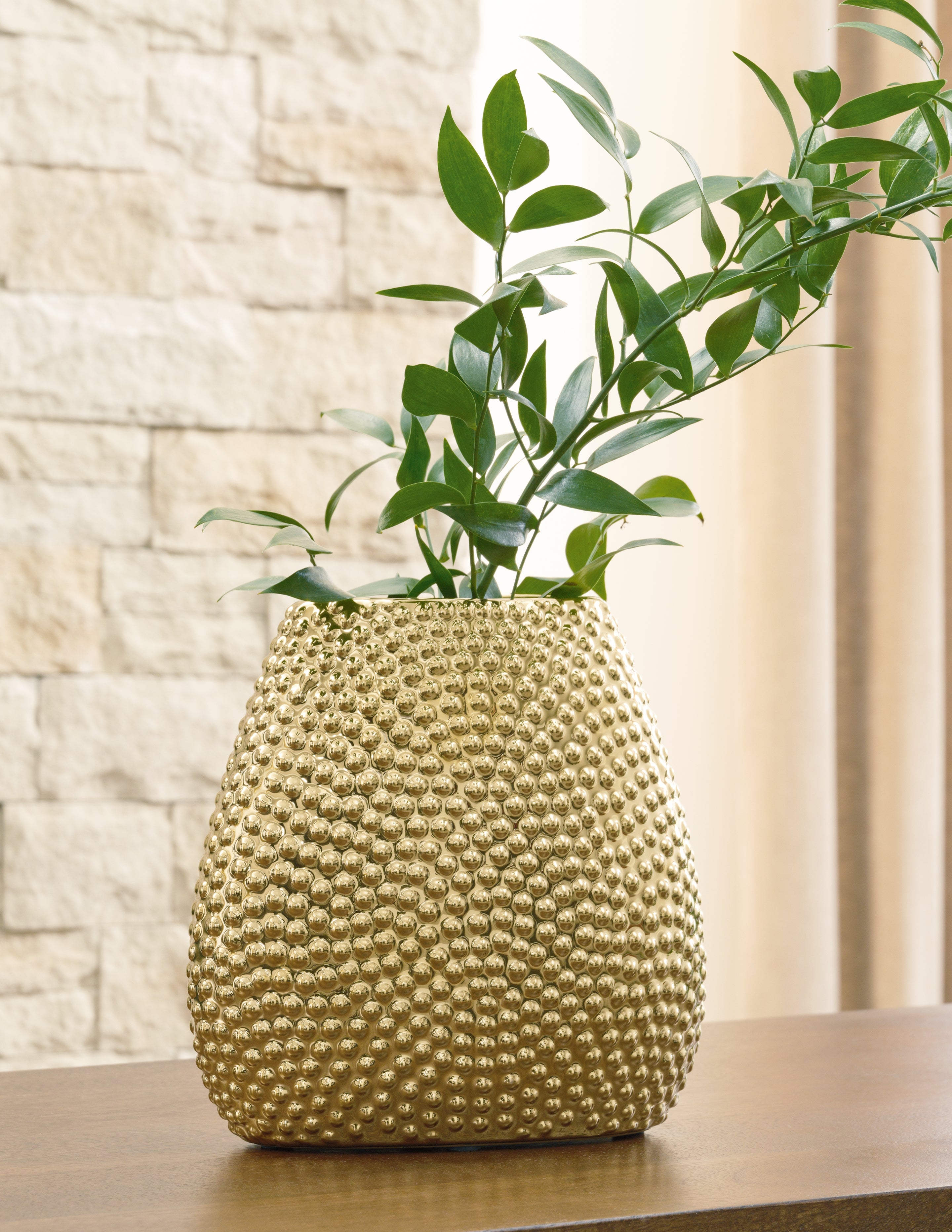 Floridian Furniture - Ashley Furniture - Efim Vase - Vase / Gold Finish - A2000575