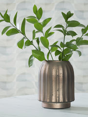 Floridian Furniture - Ashley Furniture - Briarcott Vase - Vase / Brown - A2000703