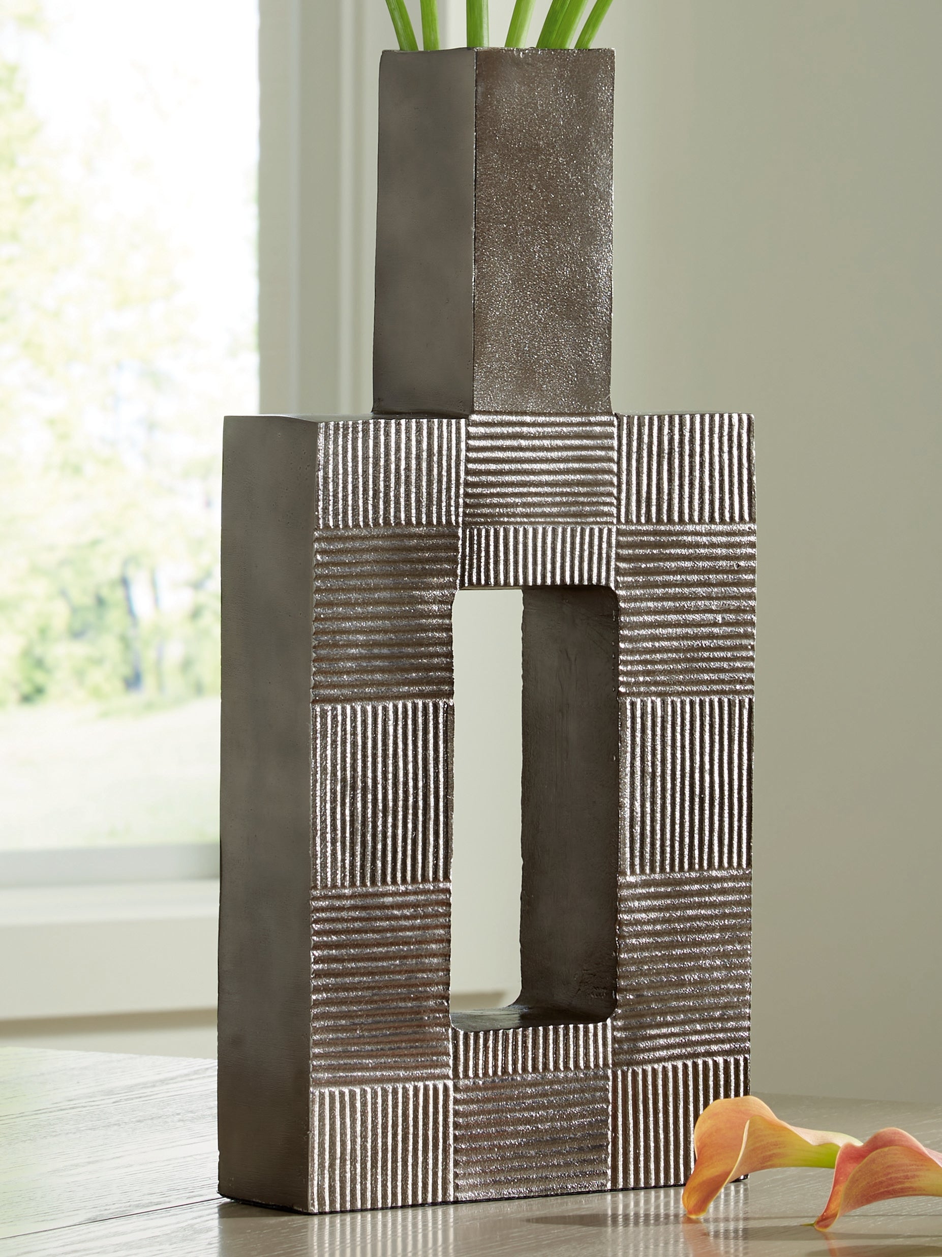 Floridian Furniture - Ashley Furniture - Wrengrove Vase - Vase / Antique Nickel Finish - A2000754