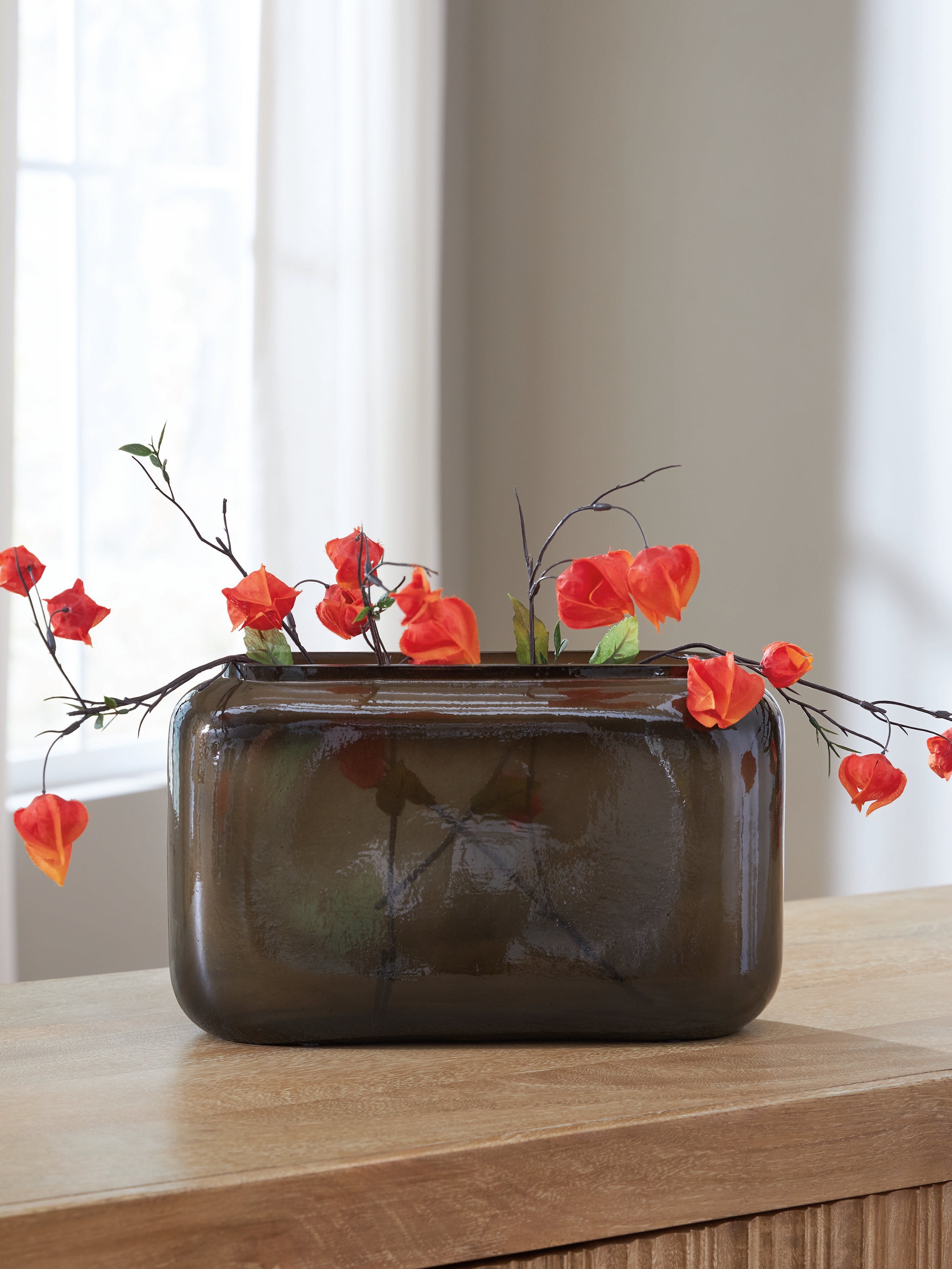 Floridian Furniture - Ashley Furniture - Sumner Vase - Vase / Gray/Gold Finish - A2000810