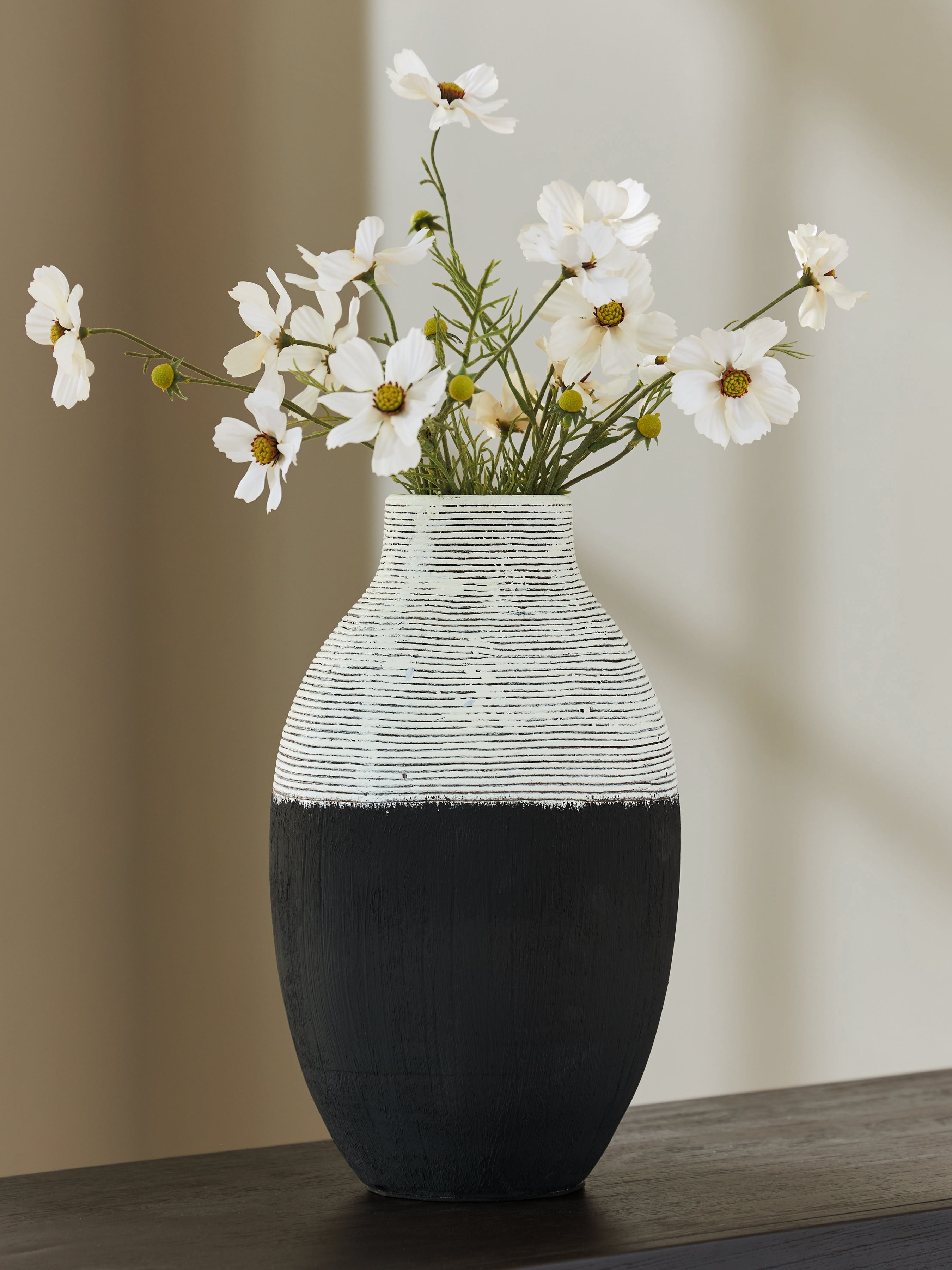 Floridian Furniture - Ashley Furniture - Girtha Vase - Vase / Antique White/Black - A2000876