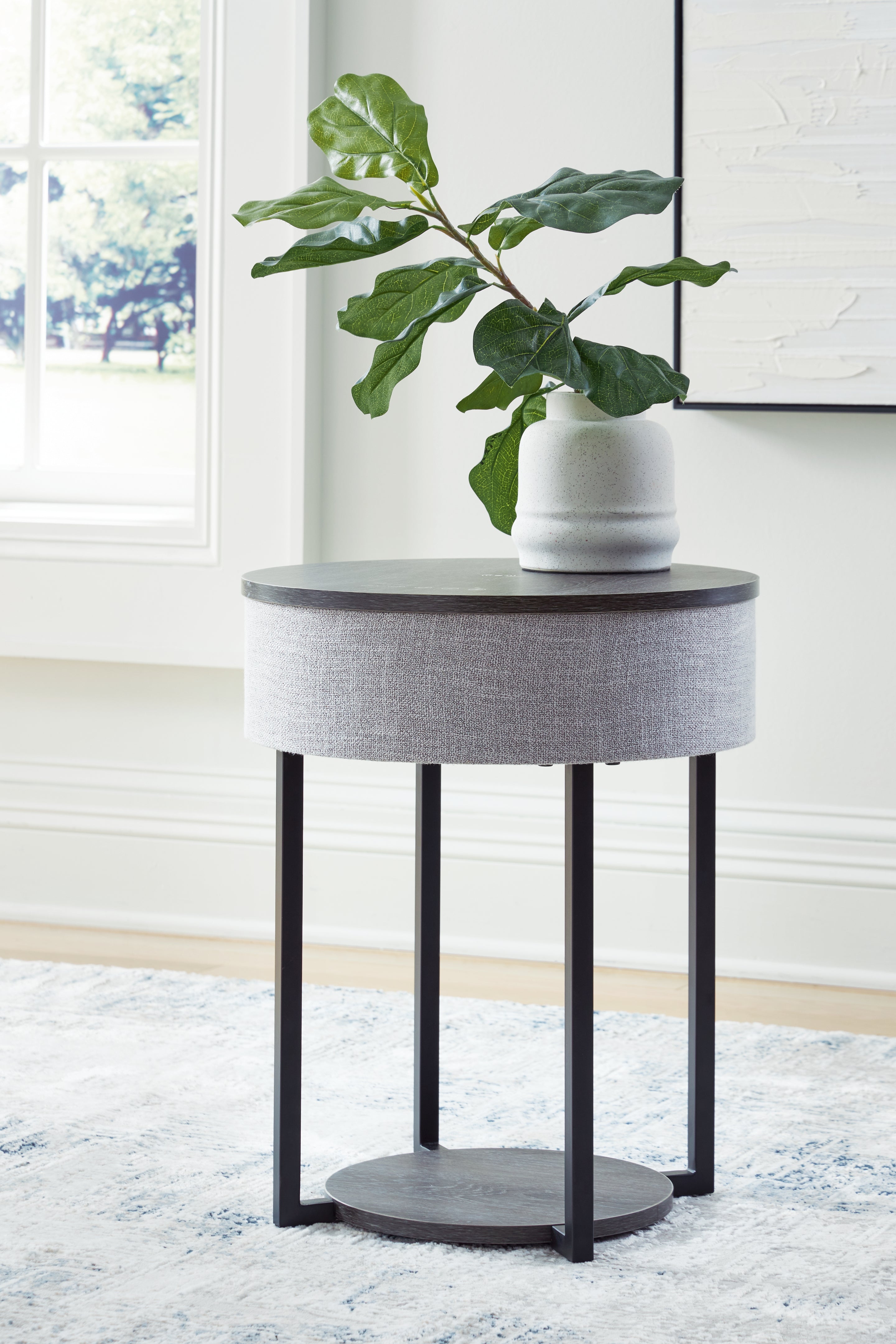 Floridian Furniture - Ashley Furniture - Sethlen Accent Table with Speaker - Accent Table with Speaker / Gray/Black - A4000641
