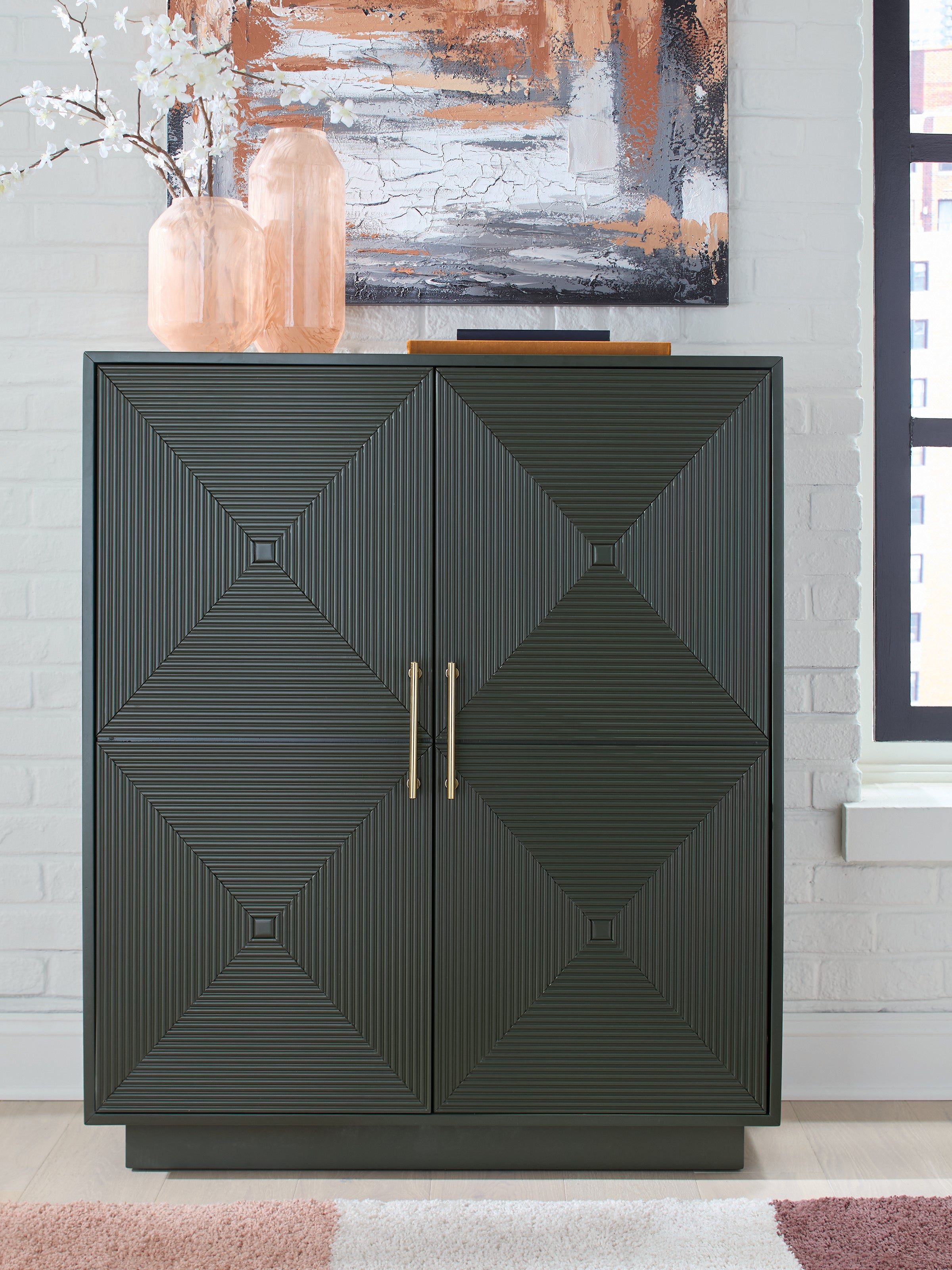 Floridian Furniture - Ashley Furniture - Geirwood Accent Cabinet - Accent Cabinet / Dark Green - A4000676
