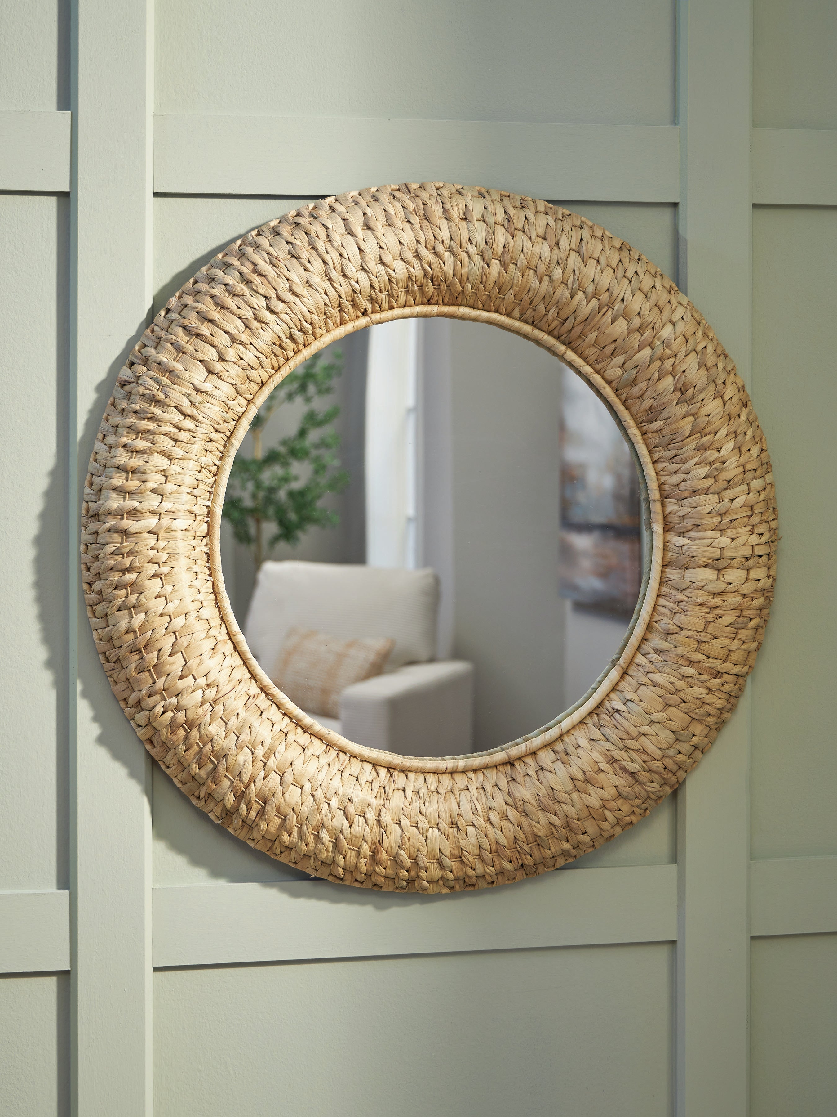 Floridian Furniture - Ashley Furniture - Briggsburg Mirror - Accent Mirror / Natural - A8010437