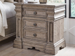 Floridian Furniture - Ashley Furniture - Blairhurst Bedroom - California King Panel Bed / Light Grayish Brown - B916B5
