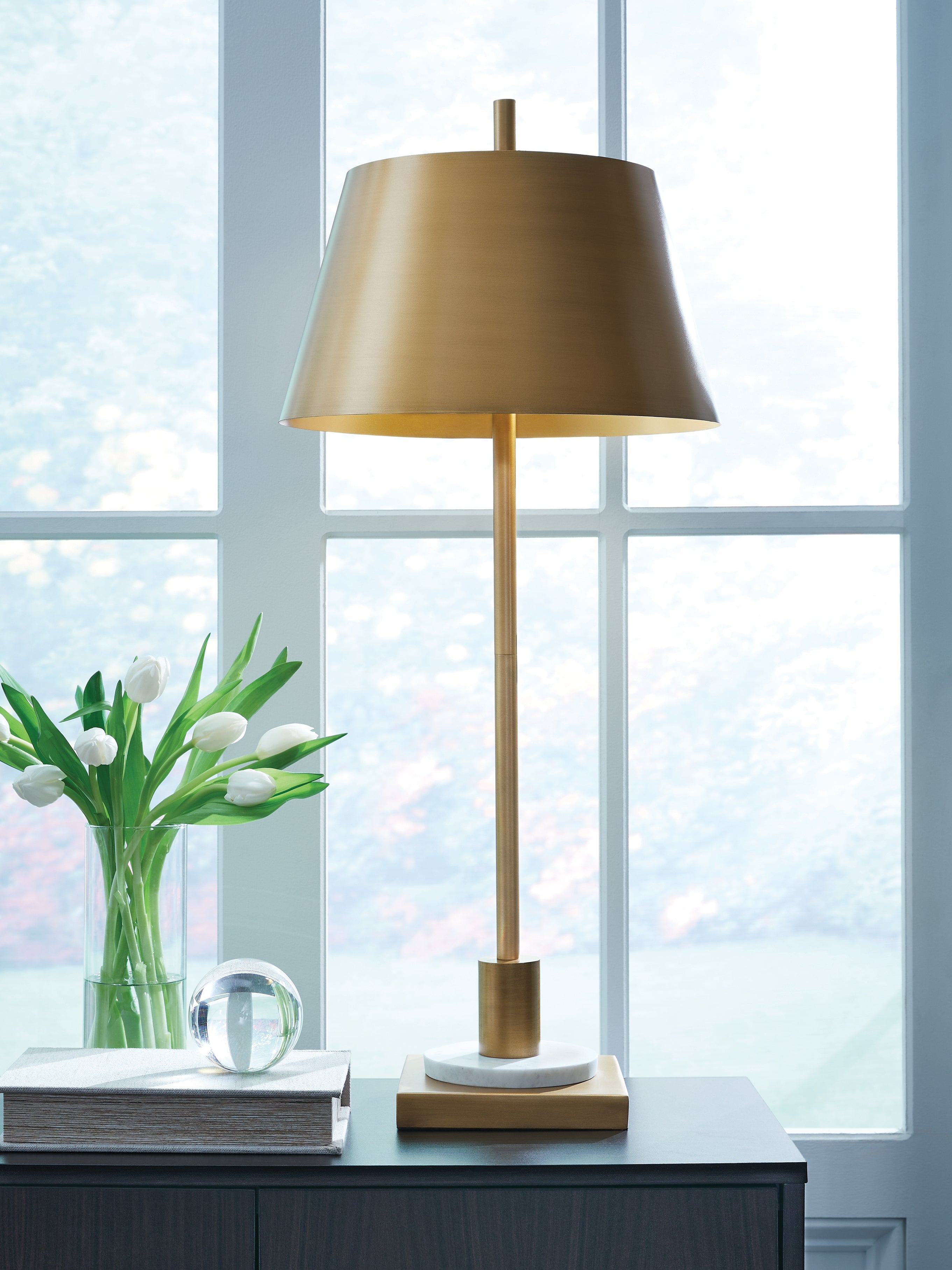 Floridian Furniture - Ashley Furniture - Fritzburn Lighting - Metal Table Lamp (1/CN) / Gold Finish/White - L208444