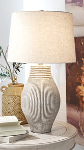 Floridian Furniture - Ashley Furniture - Layal Lighting - Table Lamp (Set of 2) / Beige - L235634X2