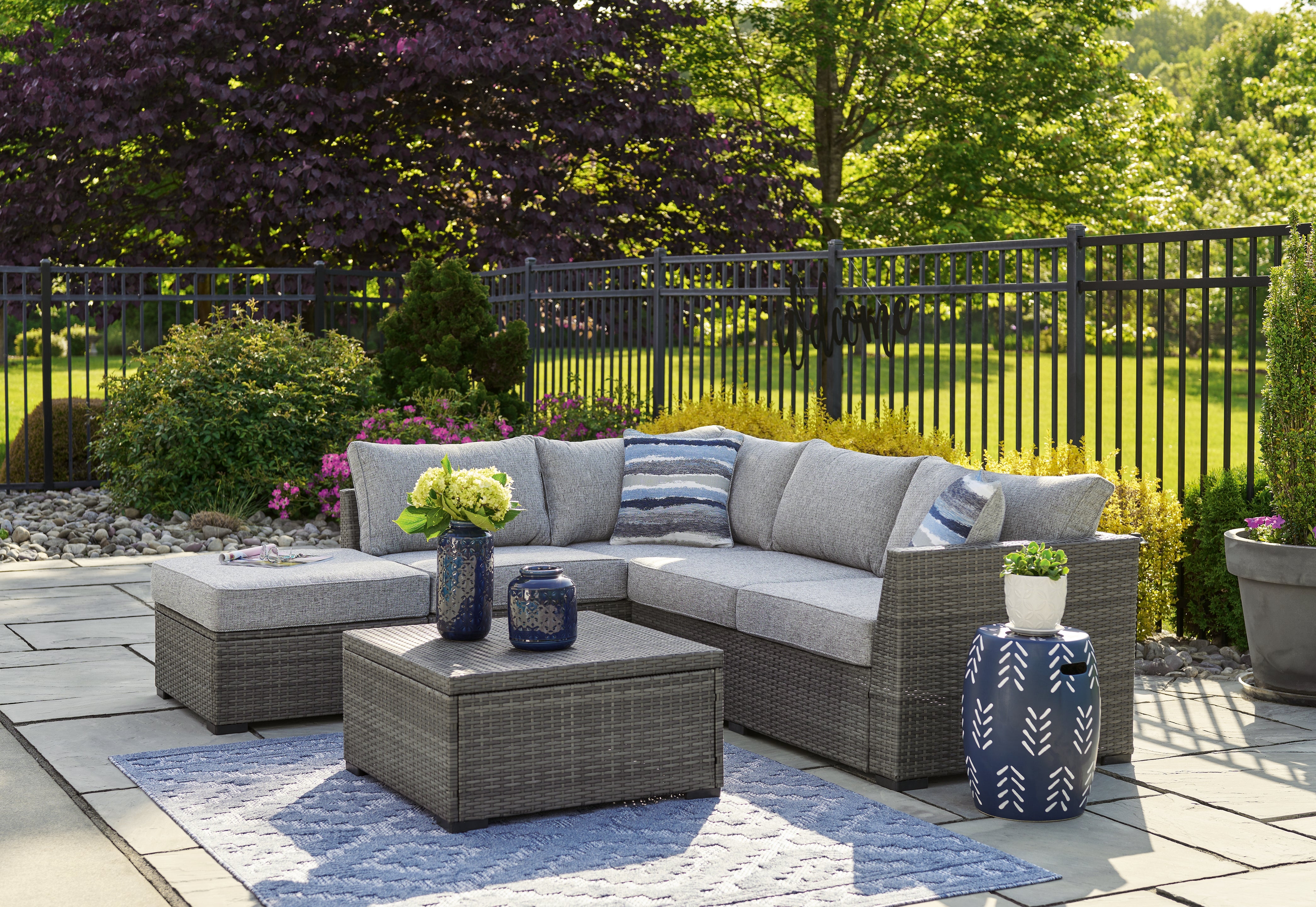 Floridian Furniture - Ashley Furniture - Petal Road Outdoor - LoveseatSEC/OTTO/TBL Set(4/CN) / Gray - P297-070