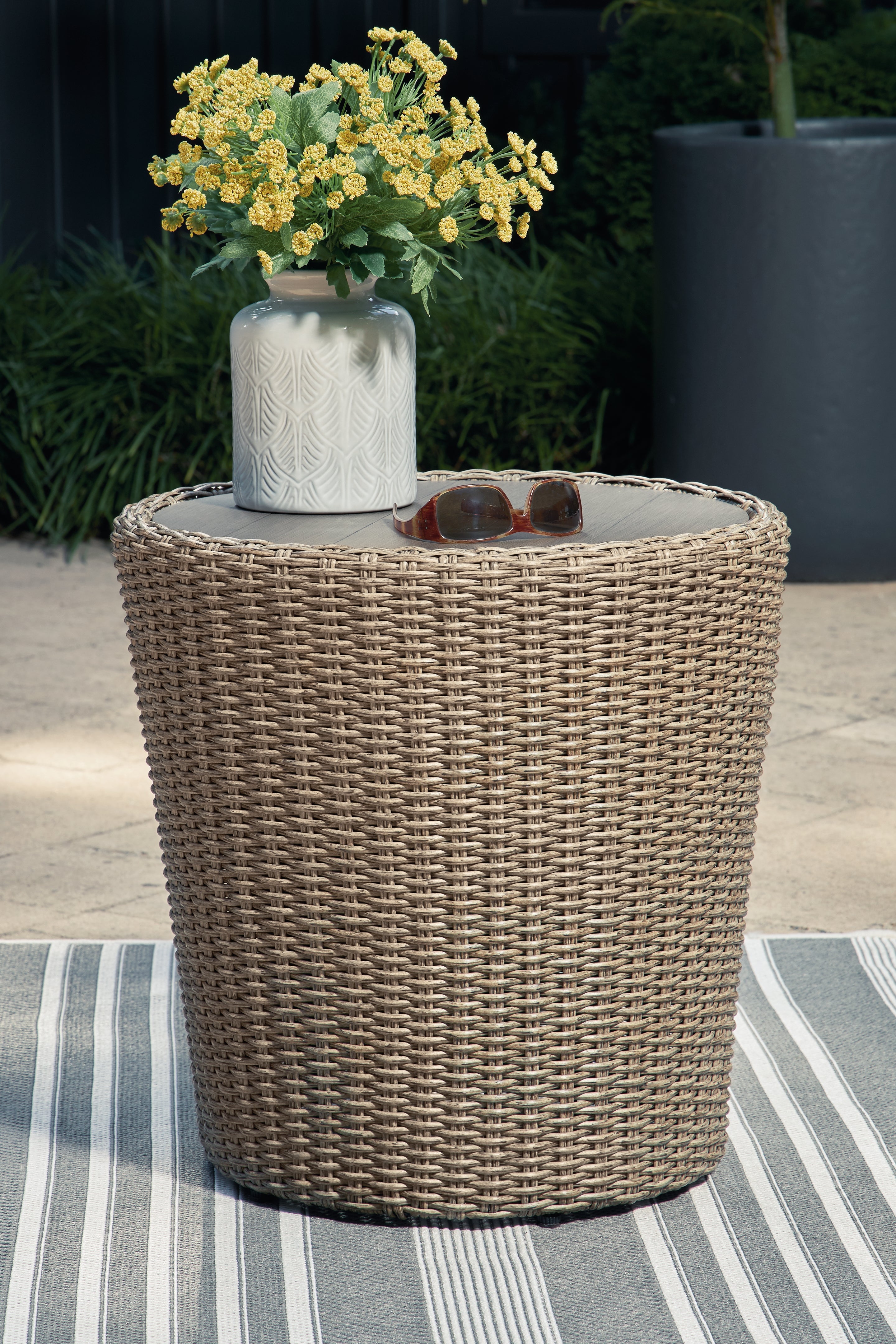 Floridian Furniture - Ashley Furniture - Danson Outdoor - Round End Table / Beige - P505-706