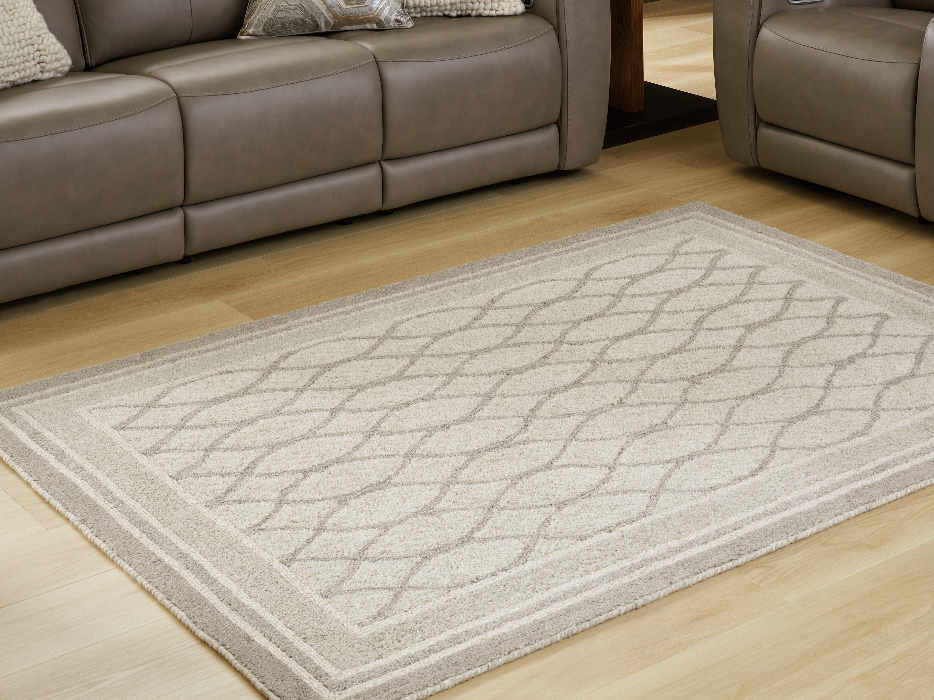 Floridian Furniture - Ashley Furniture - Wimney Rug - Medium Rug / Gray - R407282