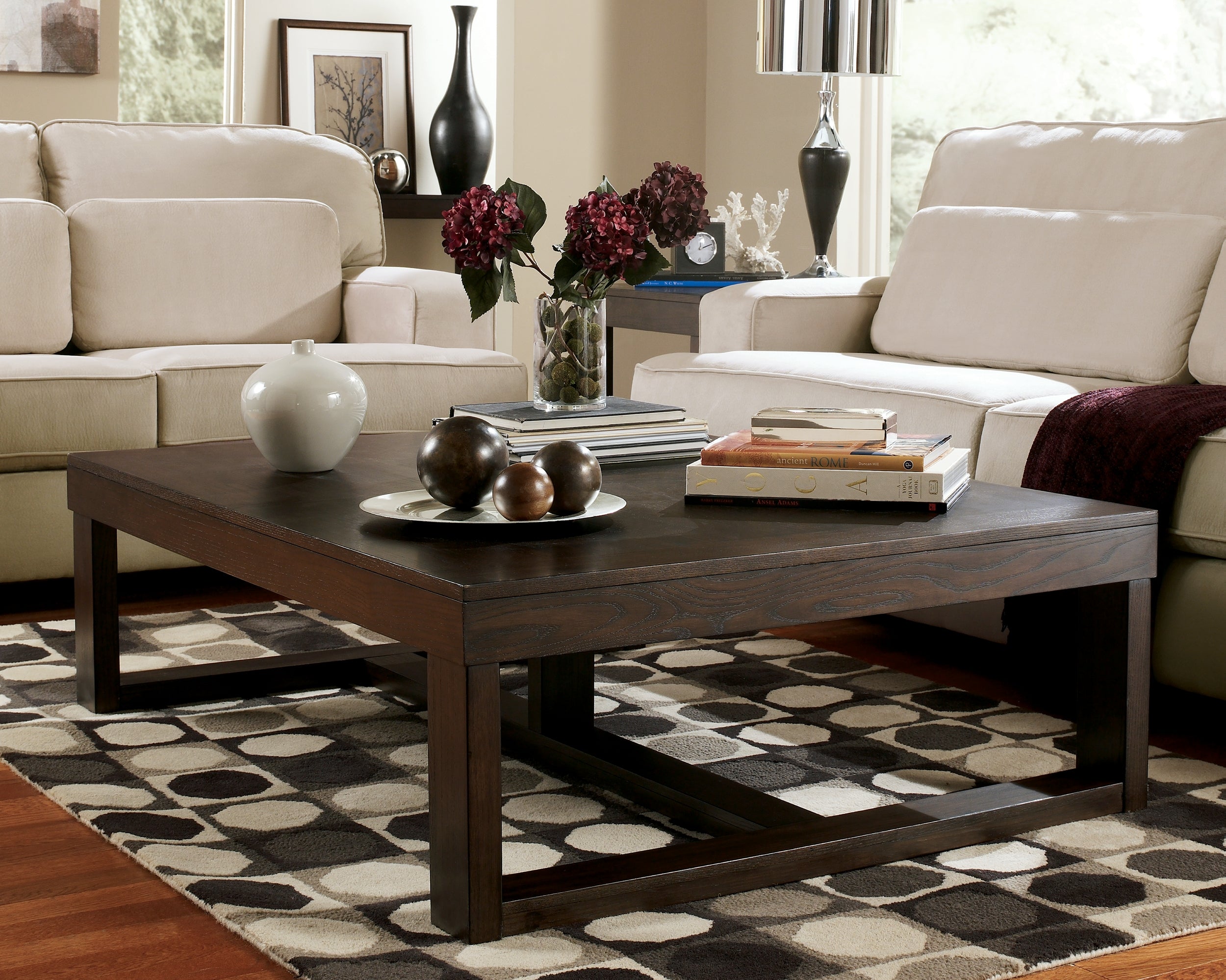 Floridian Furniture - Ashley Furniture - Watson Coffee Table - Rectangular Cocktail Table / Dark Brown - T481-1