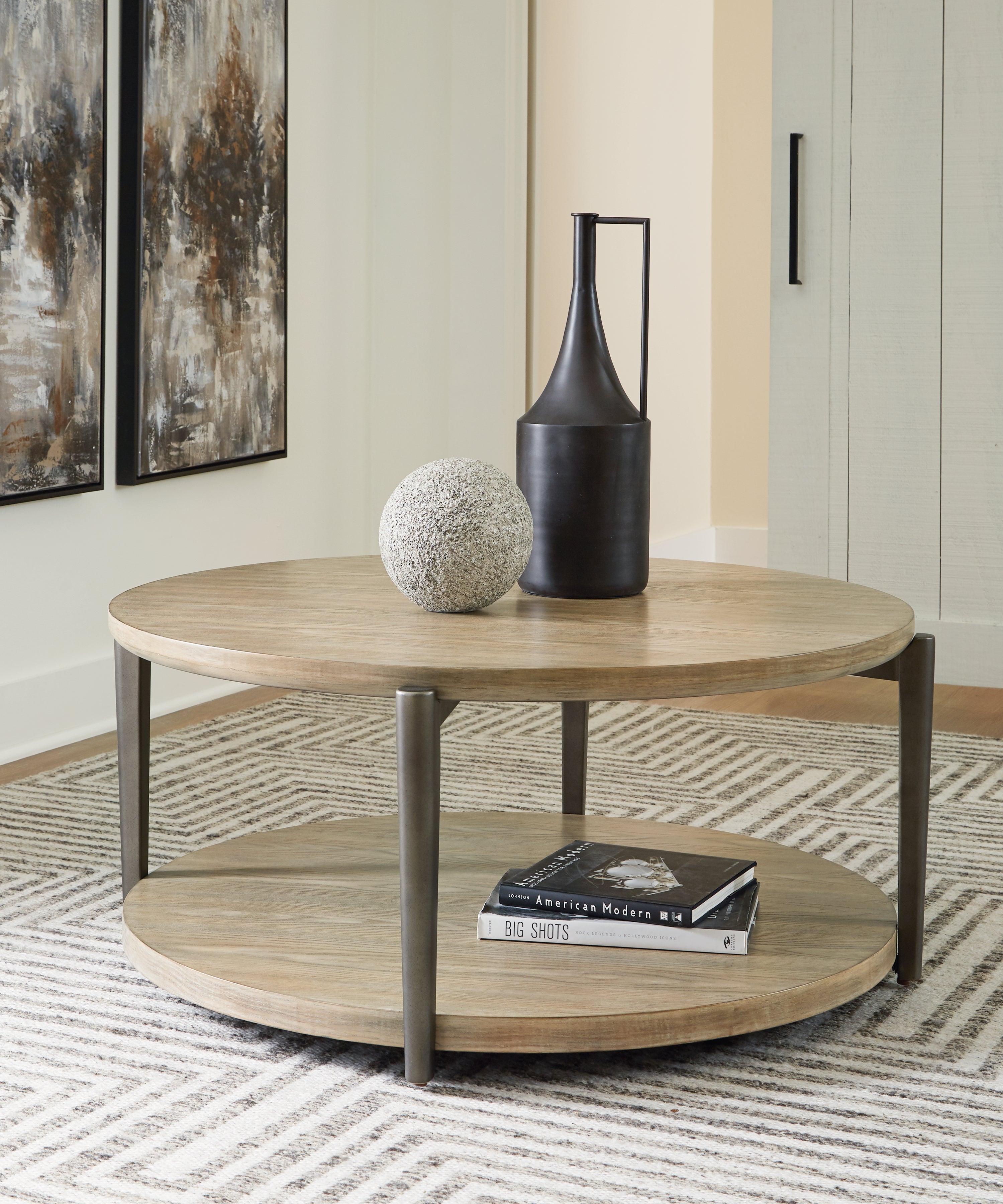 Floridian Furniture - Ashley Furniture - Dyonton Coffee Table - Round Cocktail Table / Light Grayish Brown - T574-8