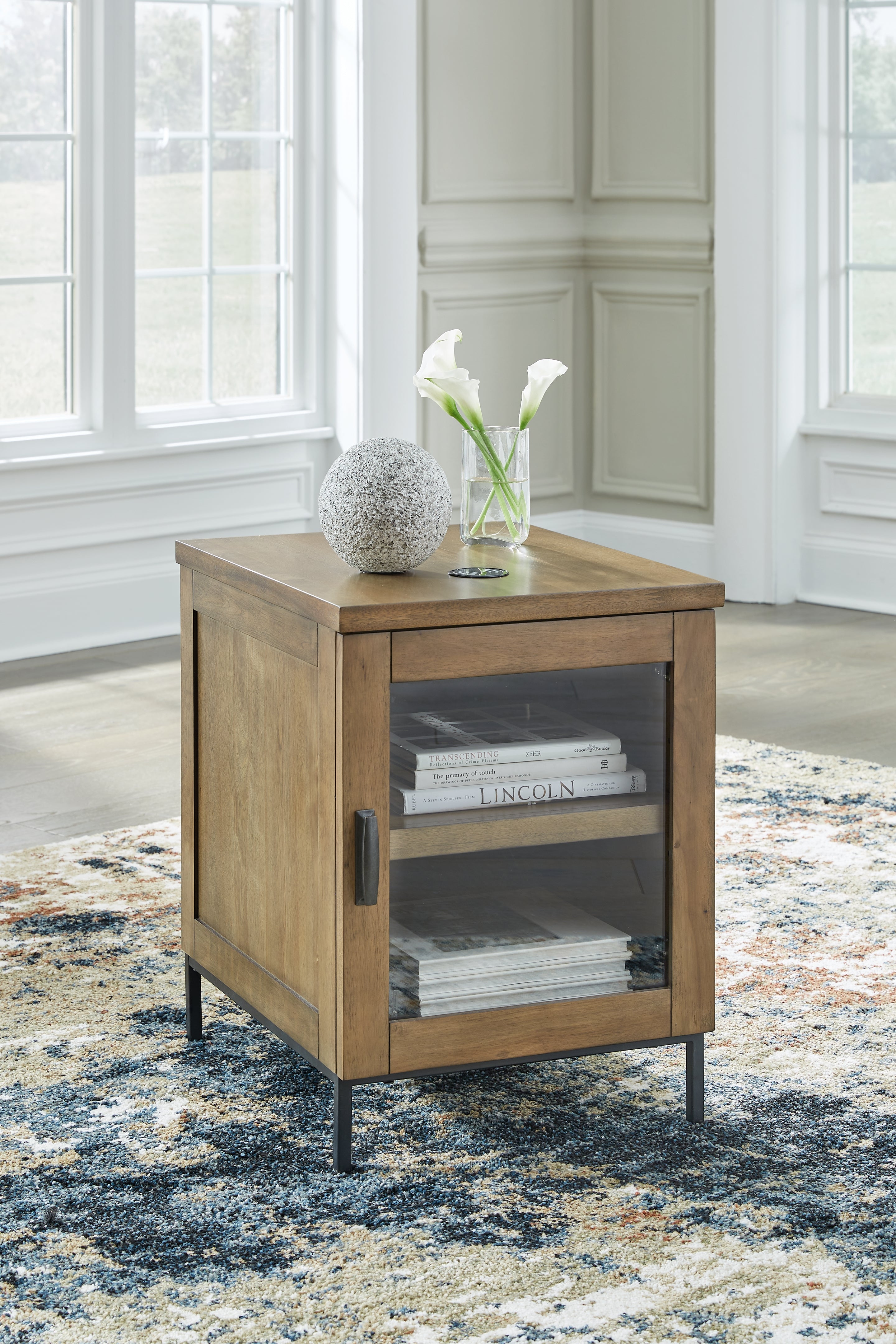 Floridian Furniture - Ashley Furniture - Torlanta Chairside End Table - Chair Side End Table / Brown - T686-7