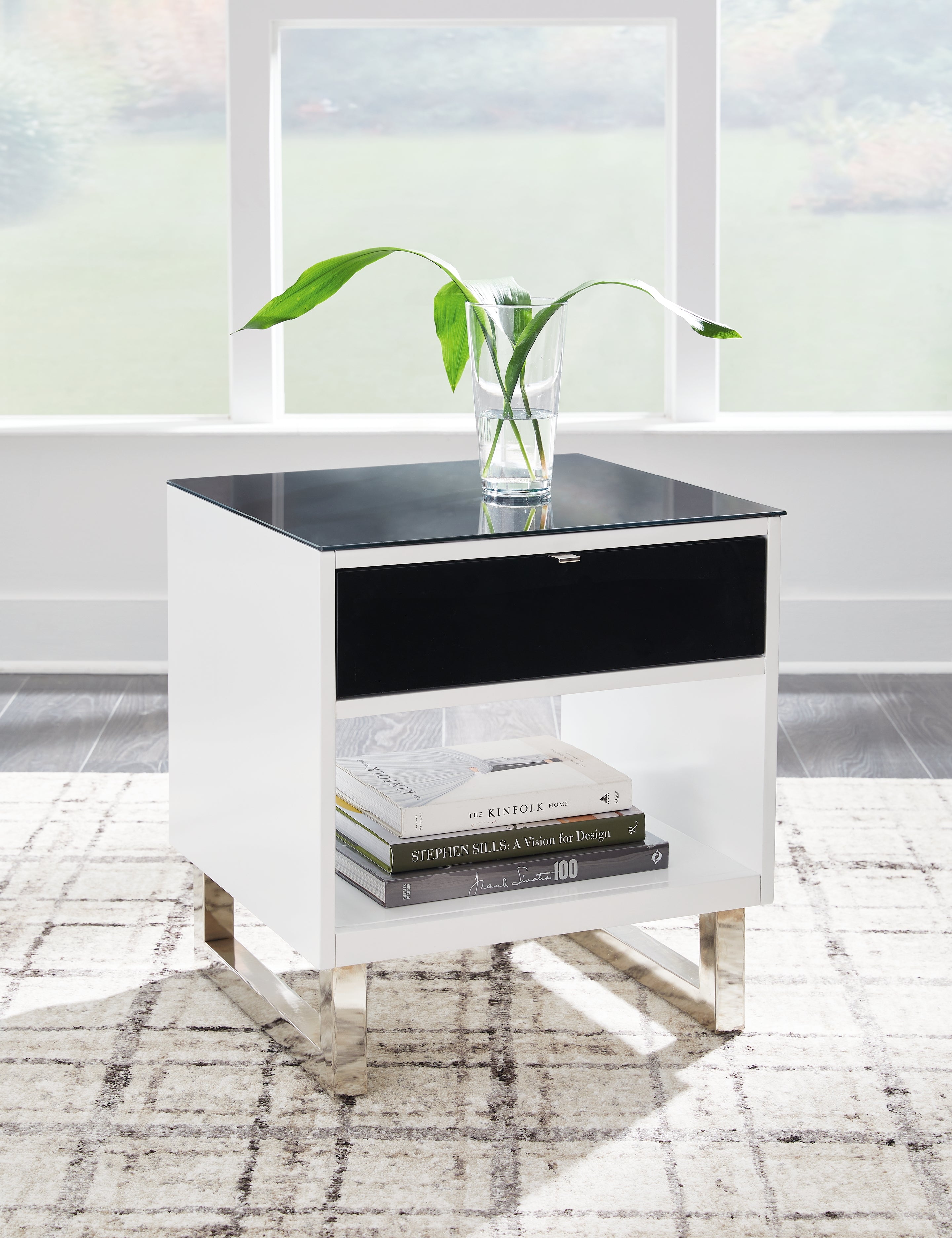 Floridian Furniture - Ashley Furniture - Gardoni End Table - Rectangular End Table / White/Black - T756-3