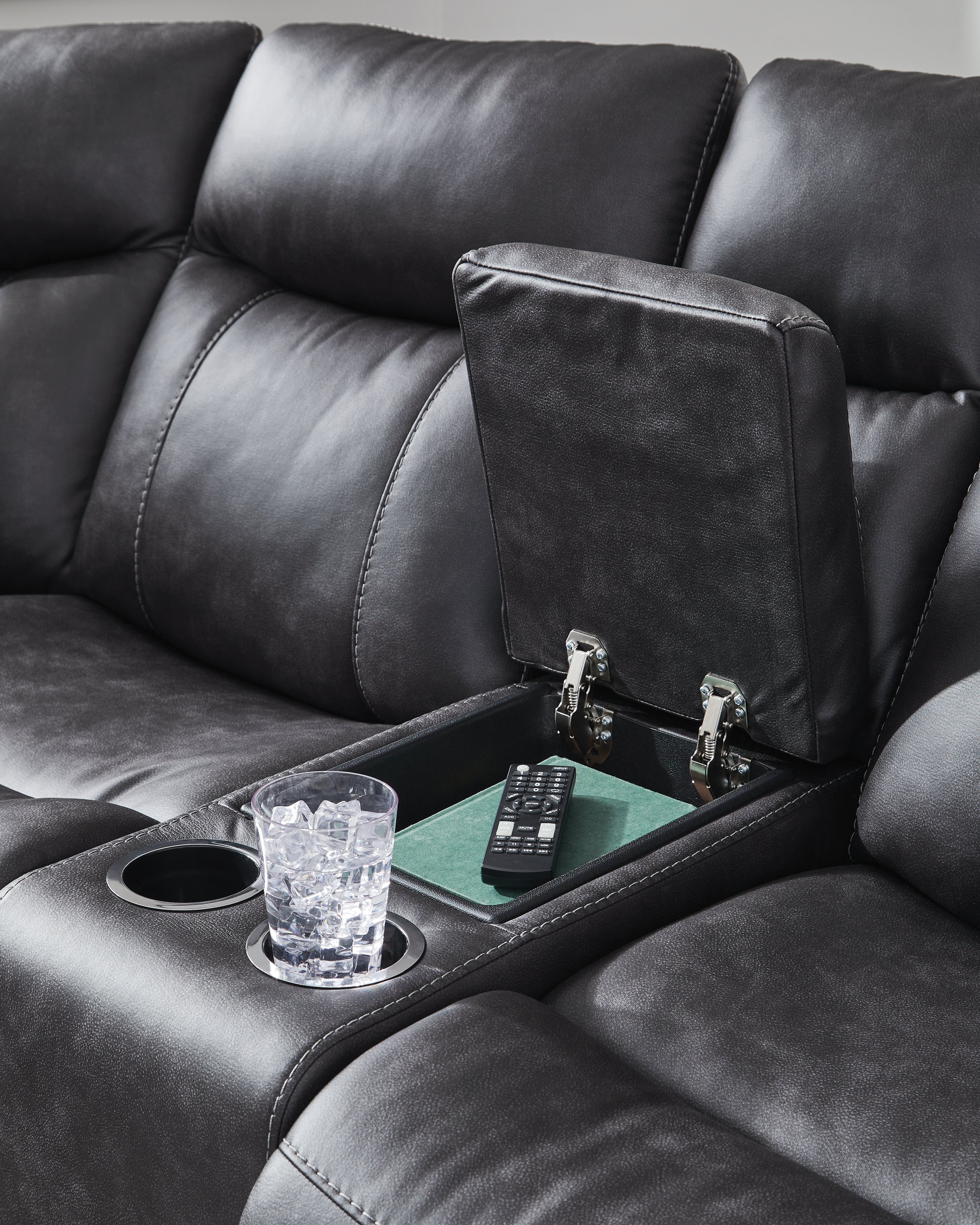Sultan Meadow Sectional