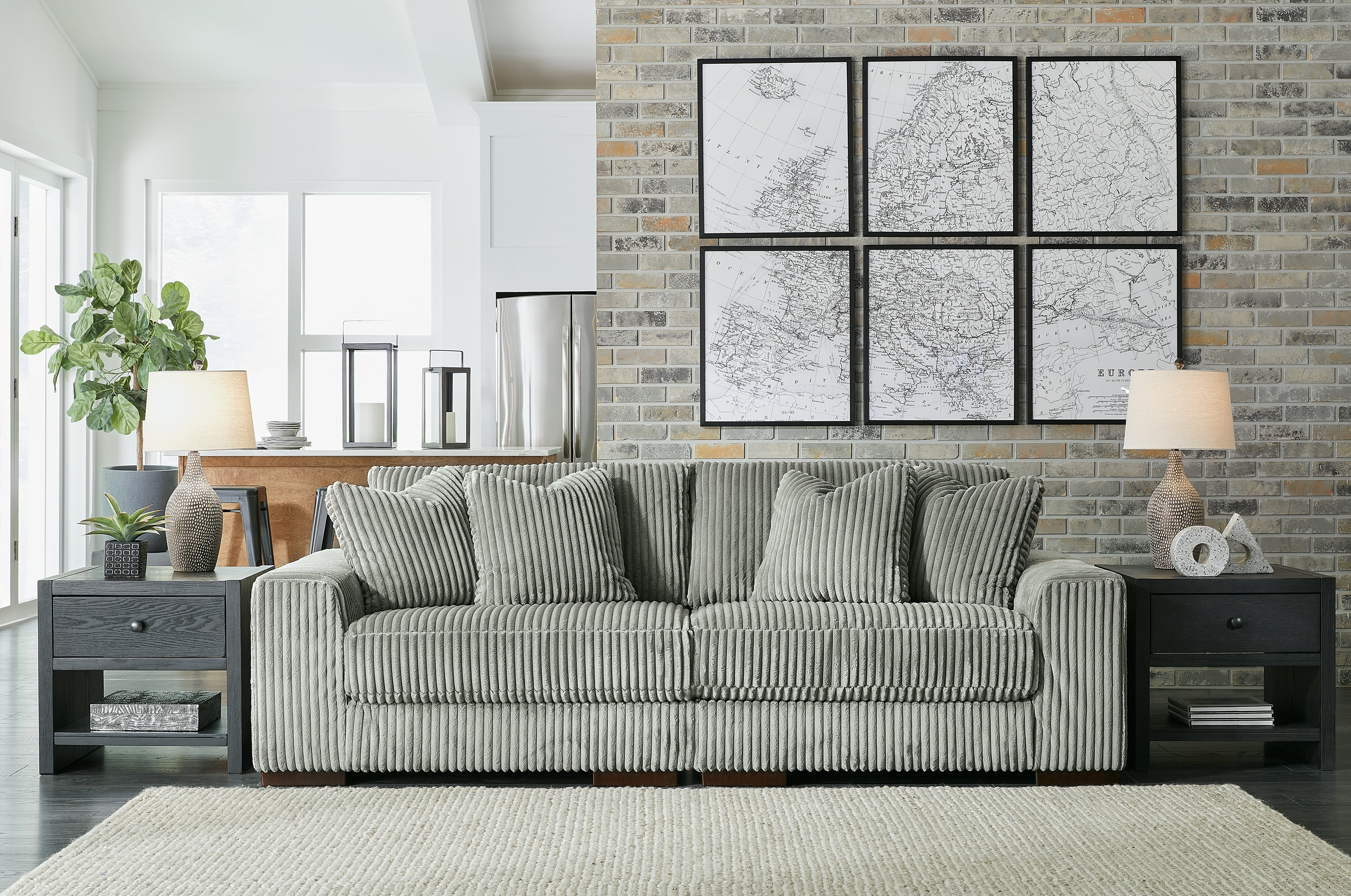 Floridian Furniture - Ashley Furniture - Lindyn Sectional - RAF 2-Piece Sectional Sofa / Fog - 21105S1