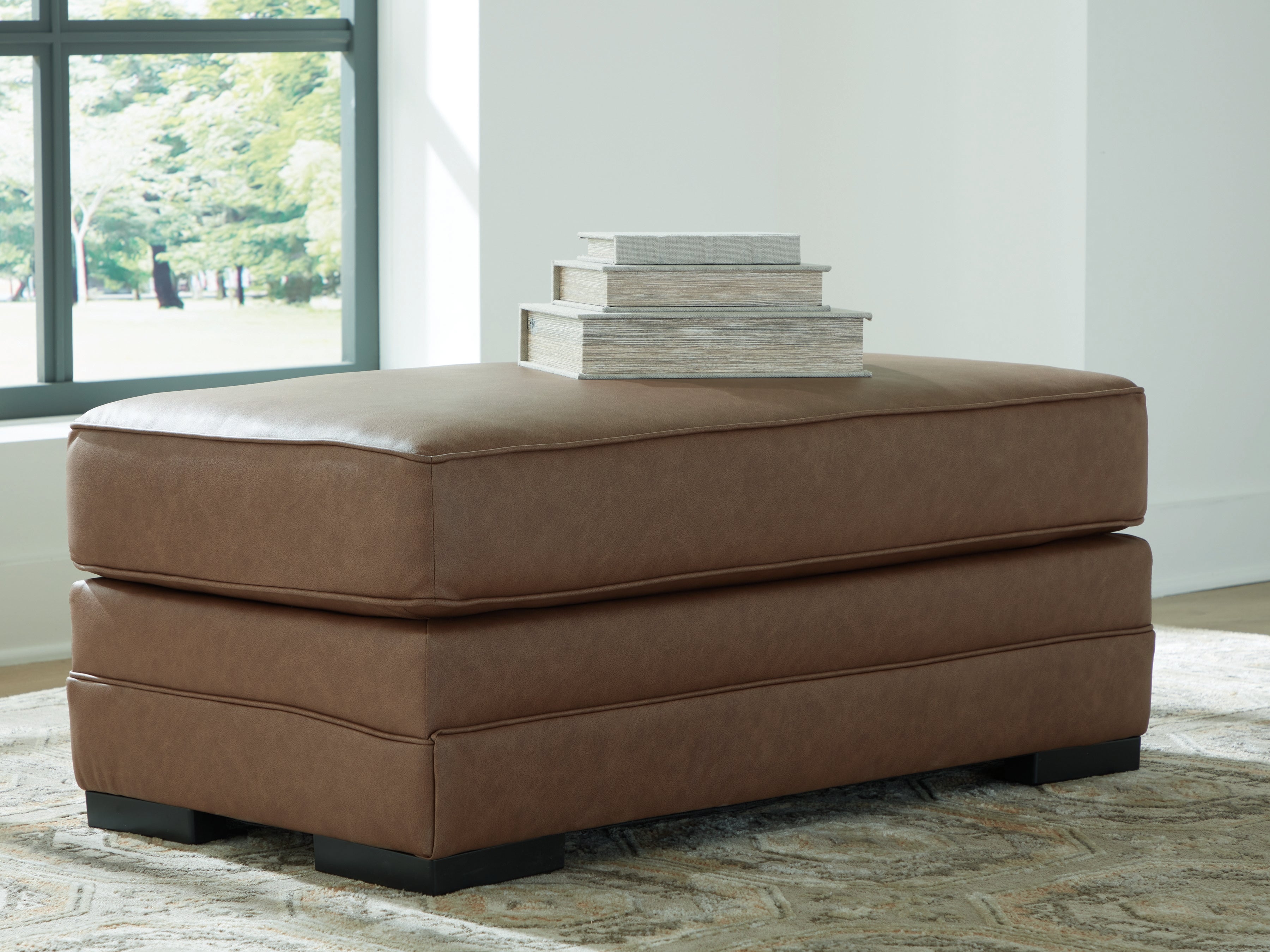 Floridian Furniture - Ashley Furniture - VillaCourt Living Room - Ottoman / Caramel - 7490914