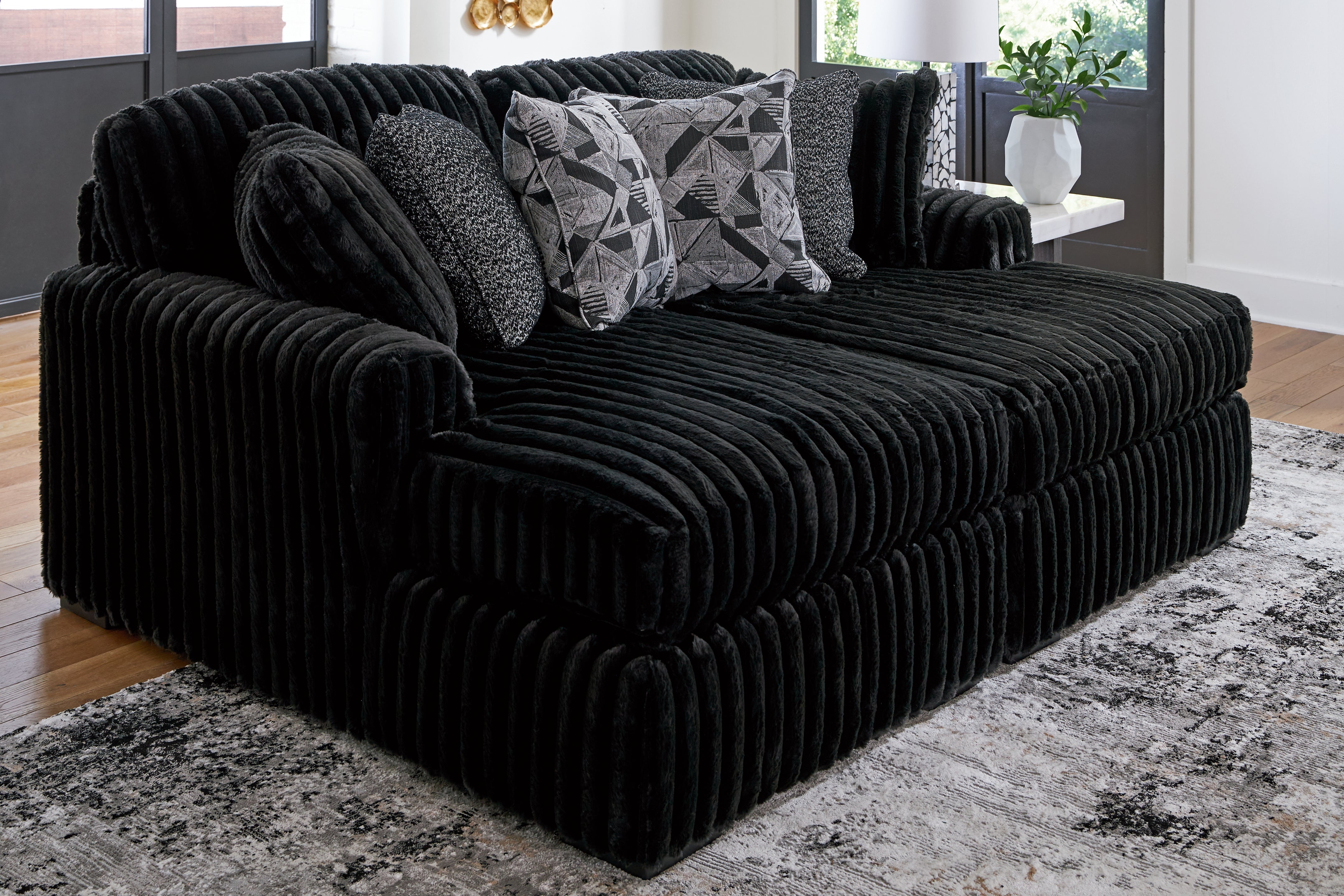 Floridian Furniture - Ashley Furniture - Midnight-Madness Sectional - RAF Super Chaise / Onyx - 98103S8