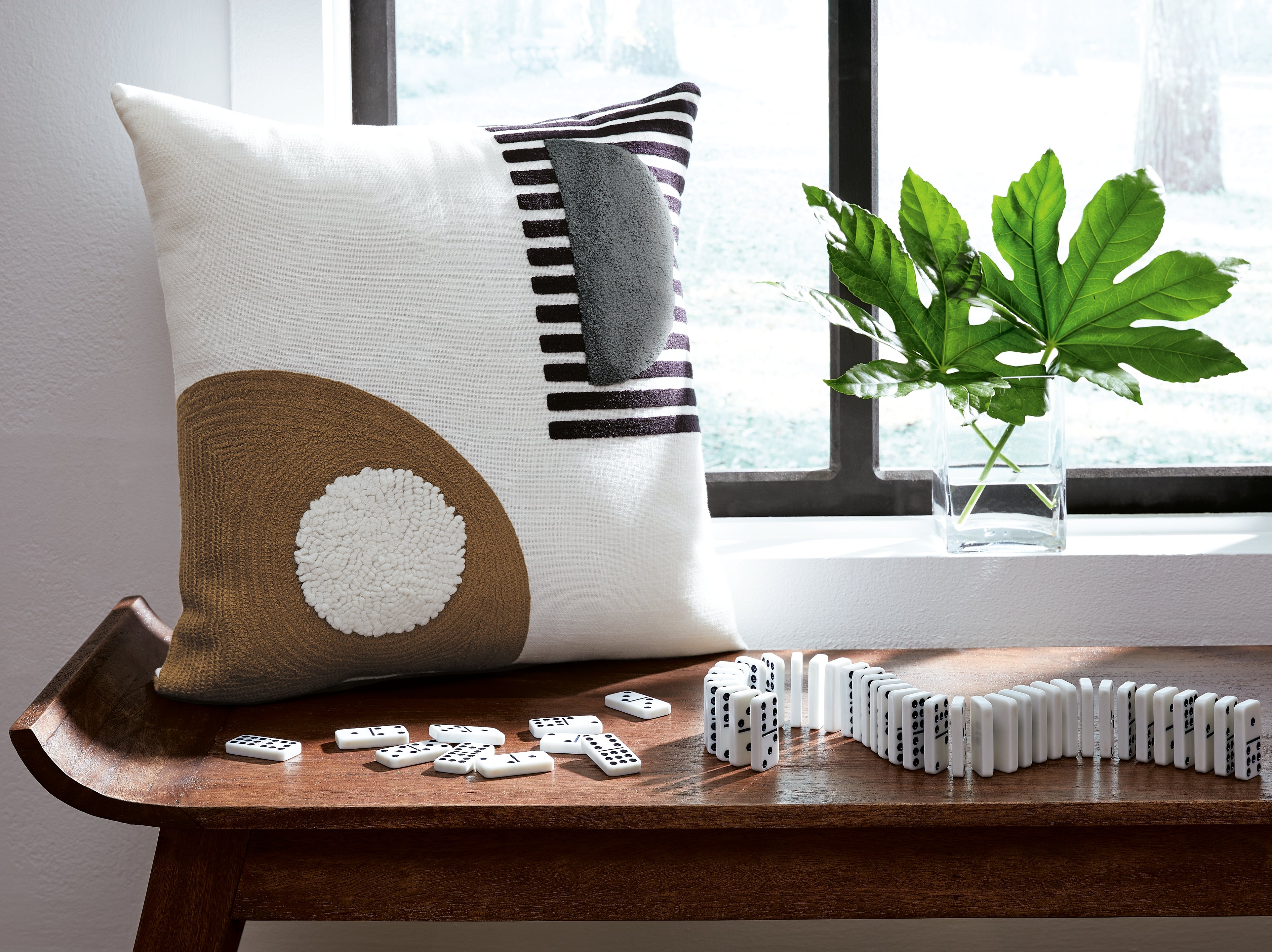 Floridian Furniture - Ashley Furniture - Longsum Pillows - Pillow (4/CS) / Black/White/Honey - A1000927