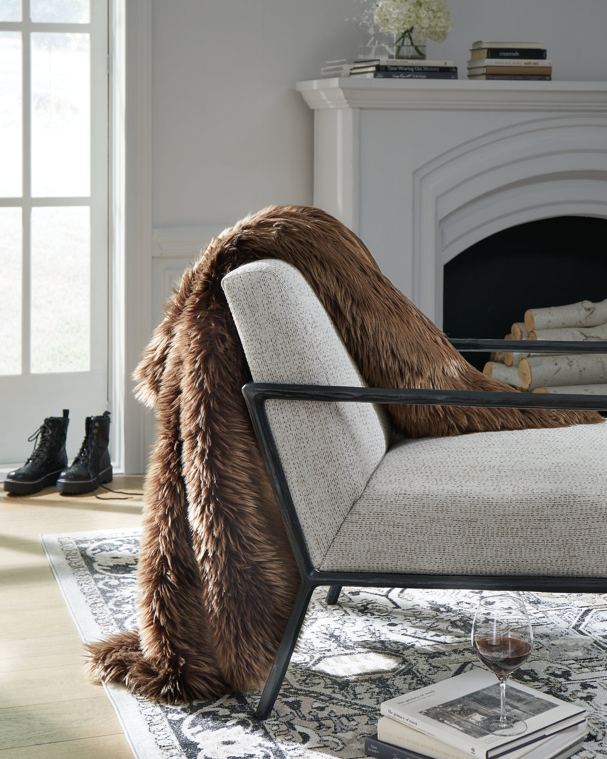 Floridian Furniture - Ashley Furniture - Bellethrone Throw (Set of 3) - Throw (3/CS) / Brown - A1000987