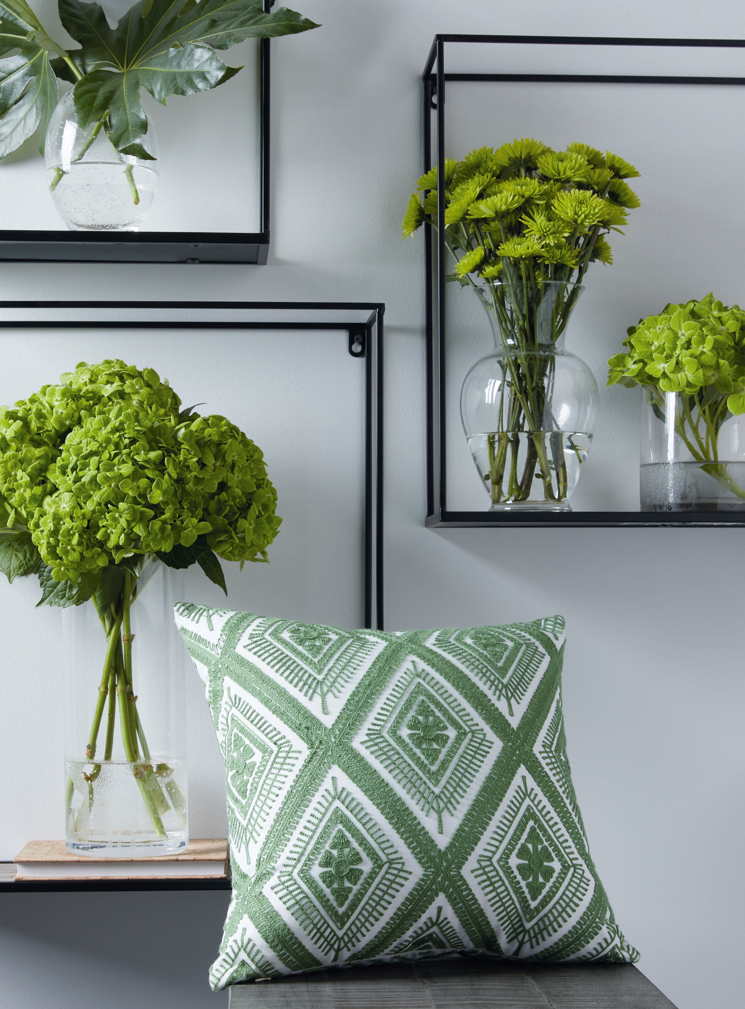 Floridian Furniture - Ashley Furniture - Bellvale Pillows - Pillow / Green/White - A1001028P