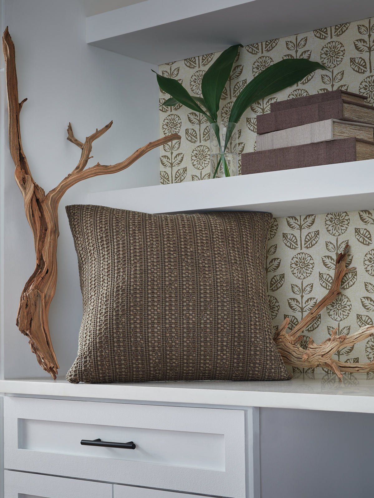 Floridian Furniture - Ashley Furniture - Landcher Pillows - Pillow / Brown - A1001104P