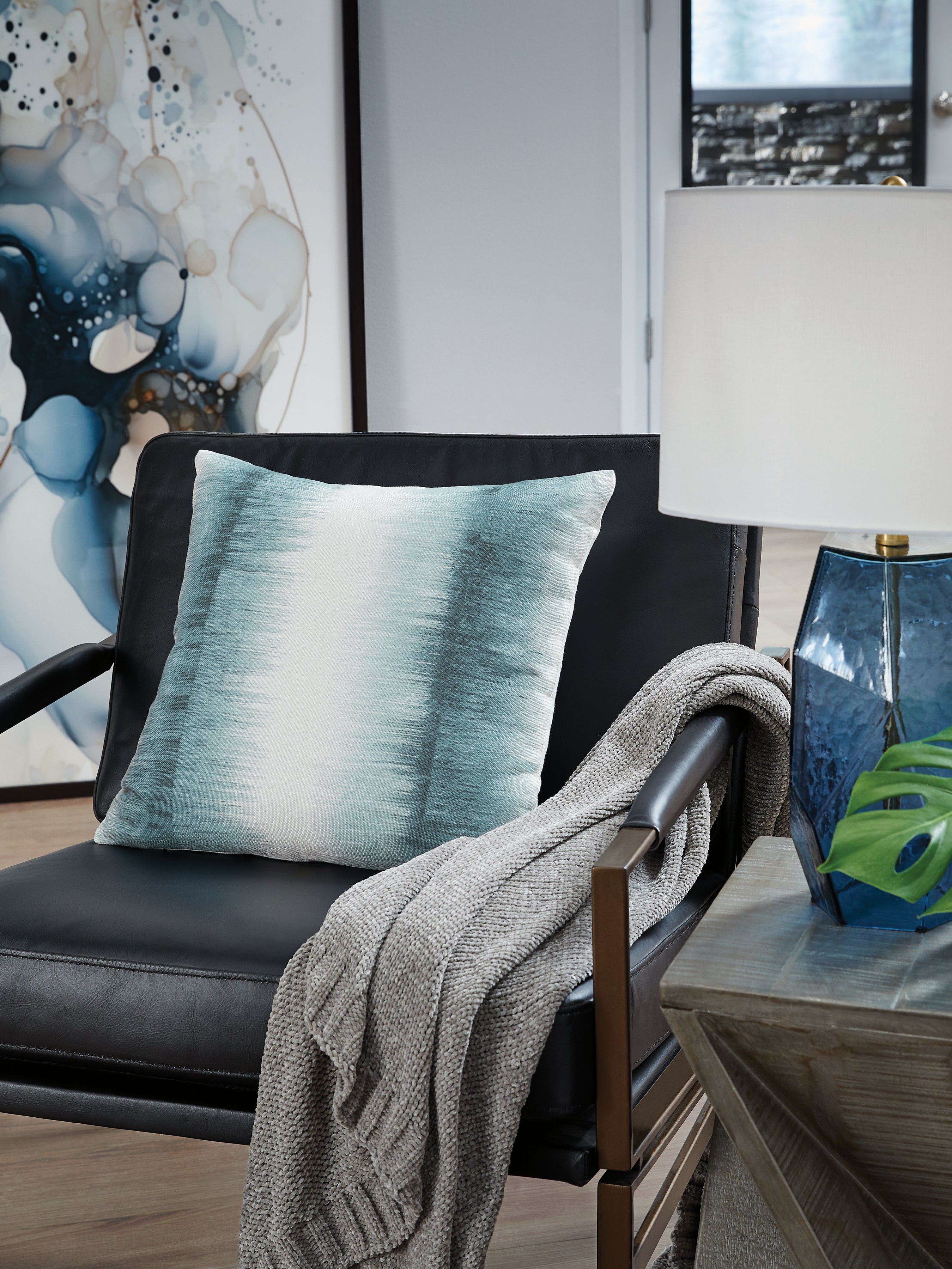 Floridian Furniture - Ashley Furniture - Elonwich Pillows - Pillow (4/CS) / Teal/White - A1001106