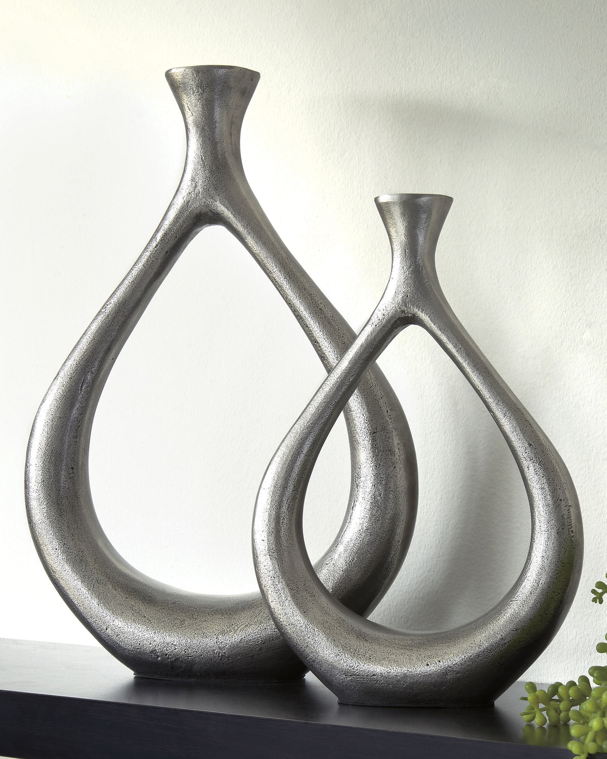 Floridian Furniture - Ashley Furniture - Dimaia Vase - Vase (Set of 2) / Antique Silver Finish - A2000348V