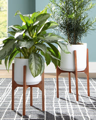 Floridian Furniture - Ashley Furniture - Dorcey Planter (Set of 2) - Planter Set (Set of 2) / White/Brown - A2000427