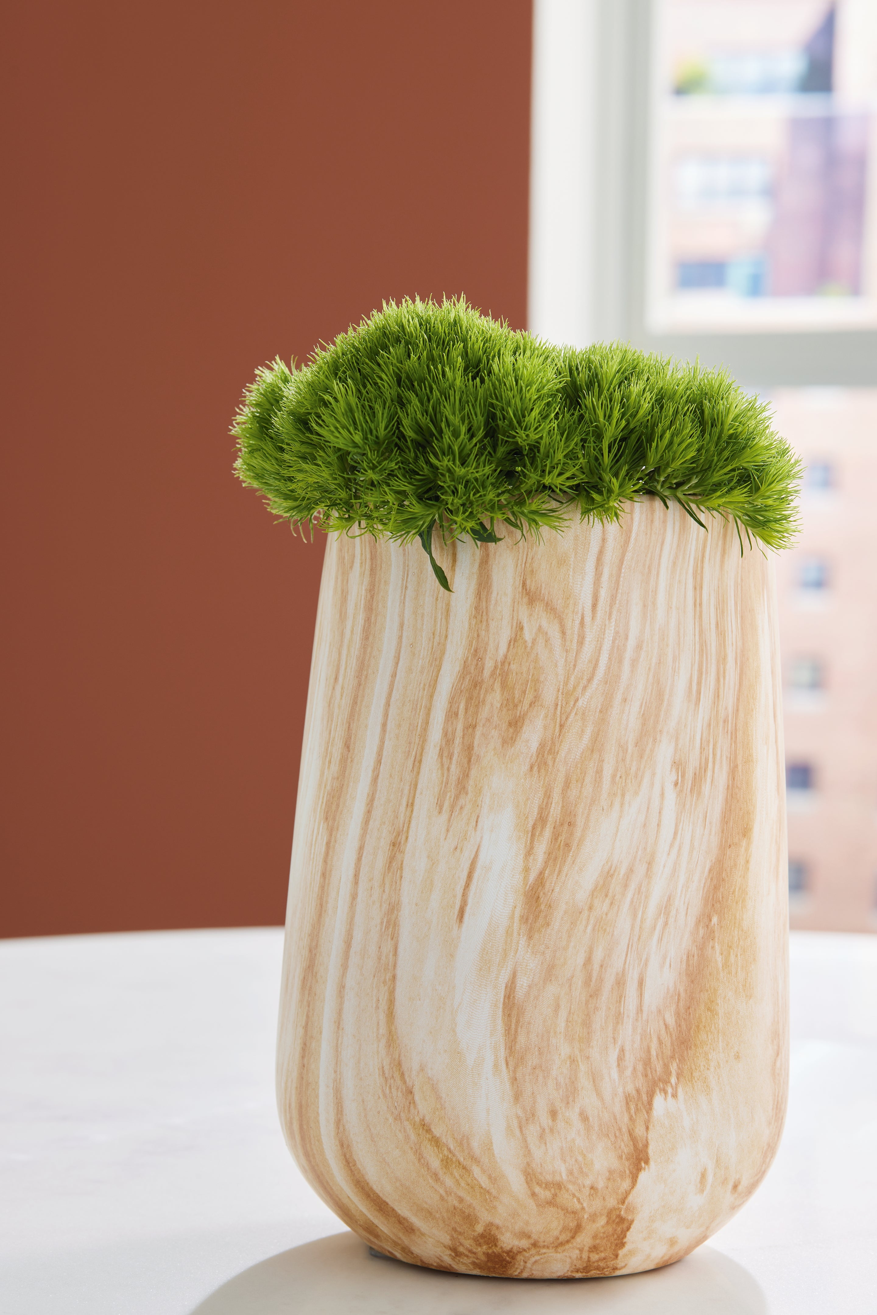 Floridian Furniture - Ashley Furniture - Cammen Vase - Vase / Tan/White - A2000646