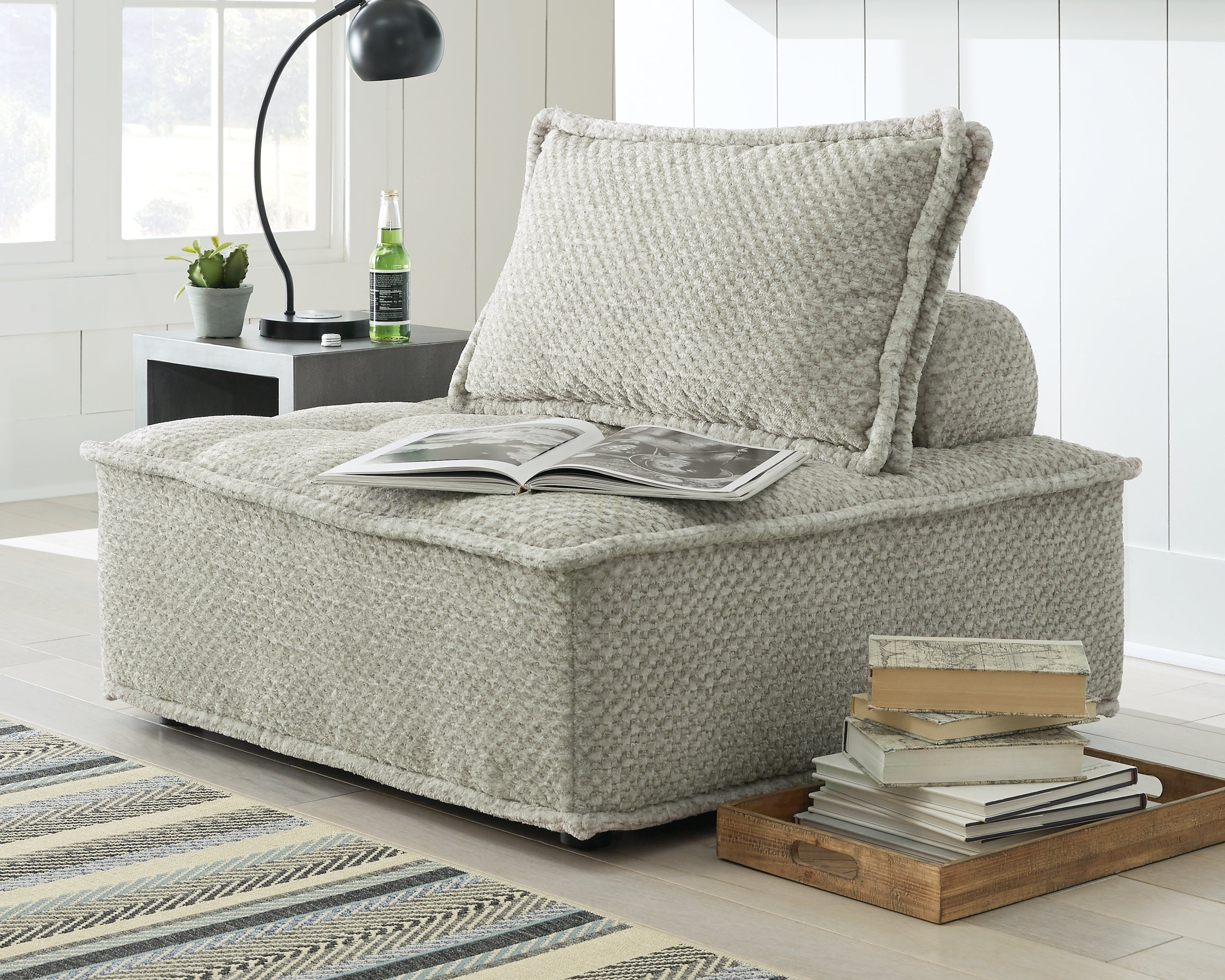 Floridian Furniture - Ashley Furniture - Bales Accent Chair - Accent Chair / Navy - A3000662