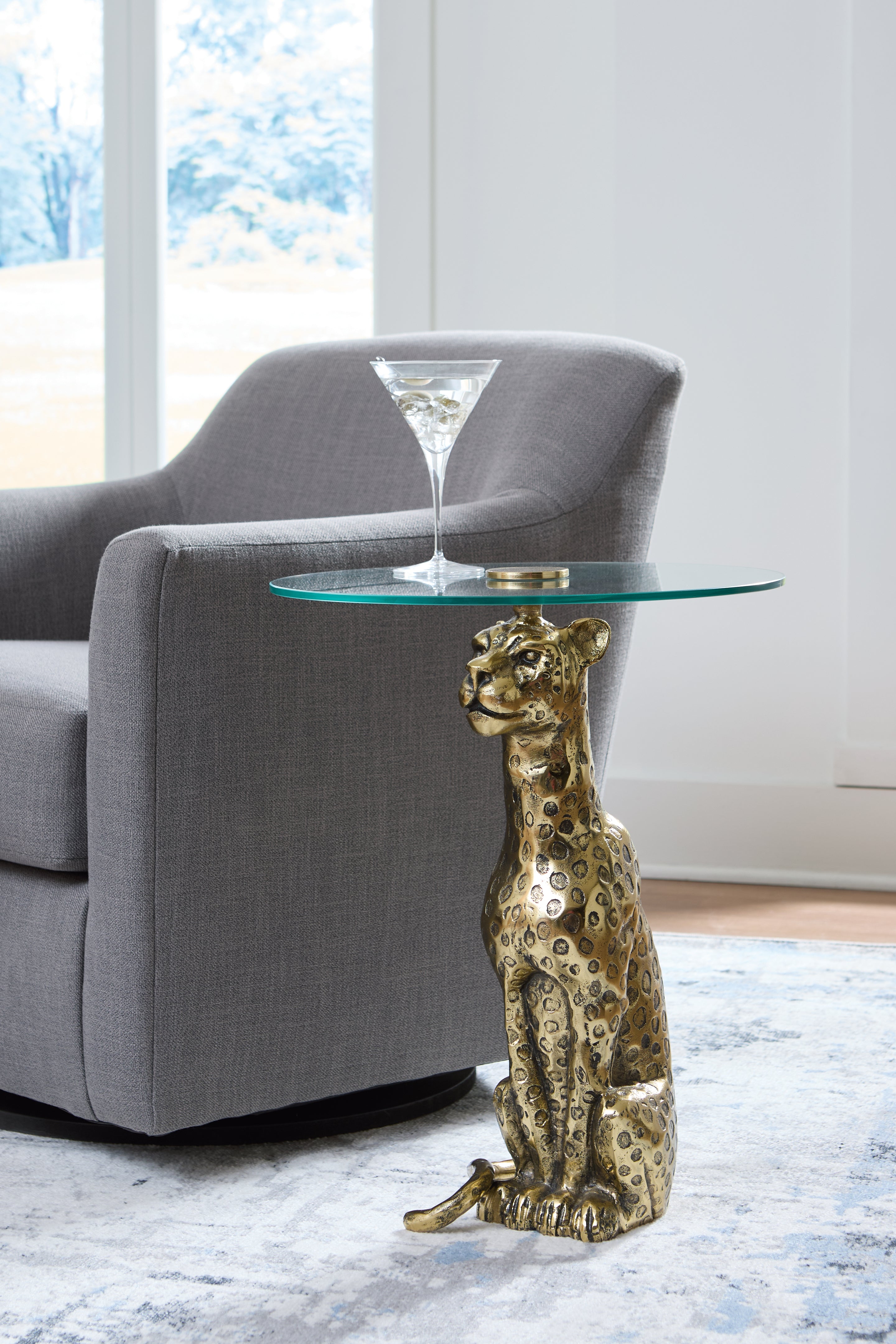 Floridian Furniture - Ashley Furniture - Vallain Accent Table - Accent Table / Antique Gold Finish - A4000605