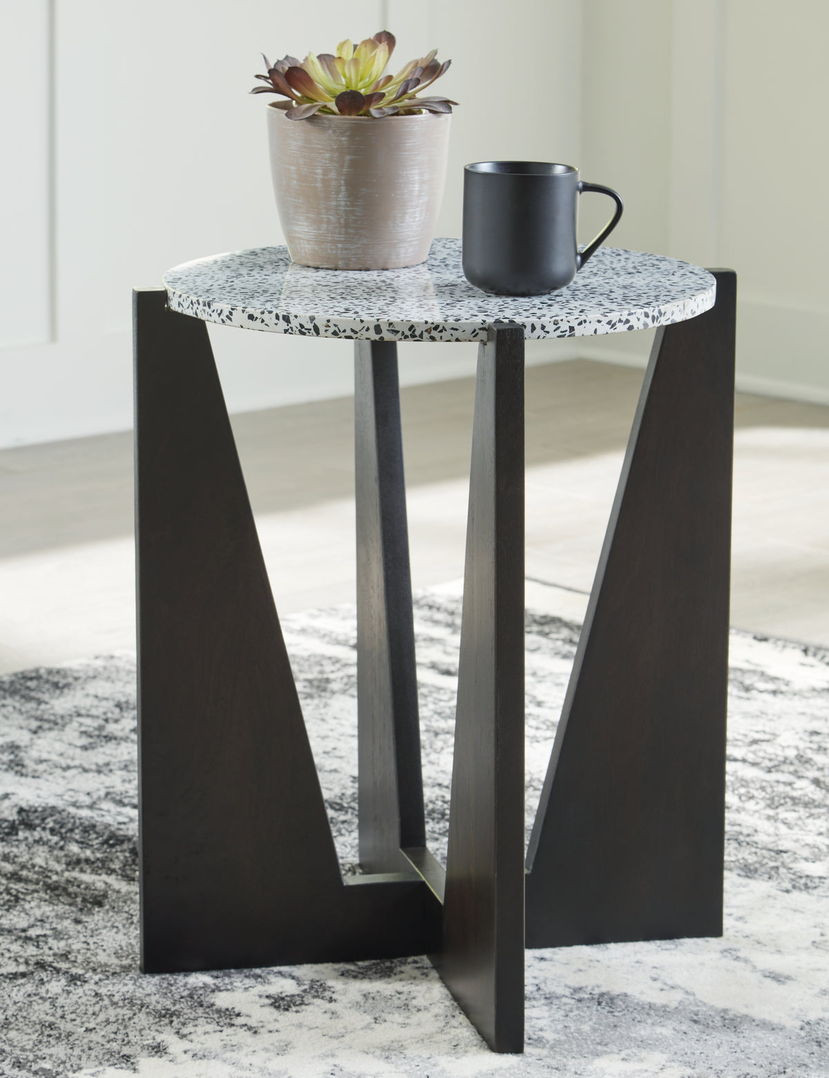 Floridian Furniture - Ashley Furniture - Tellrich Accent Table - Accent Table / Black/White - A4000616