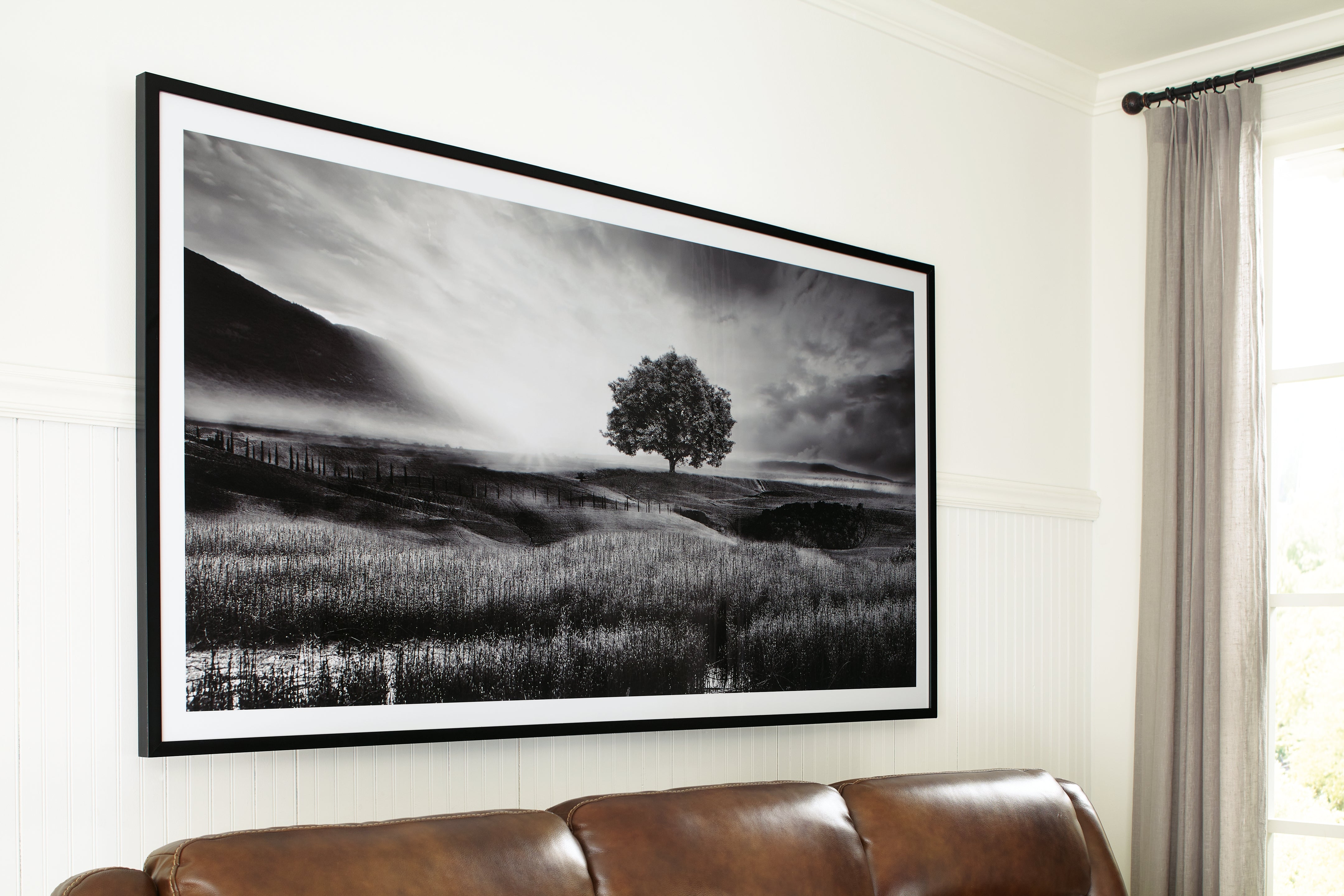 Floridian Furniture - Ashley Furniture - Deborland Wall Decor - Wall Art / Black/White - A8000341