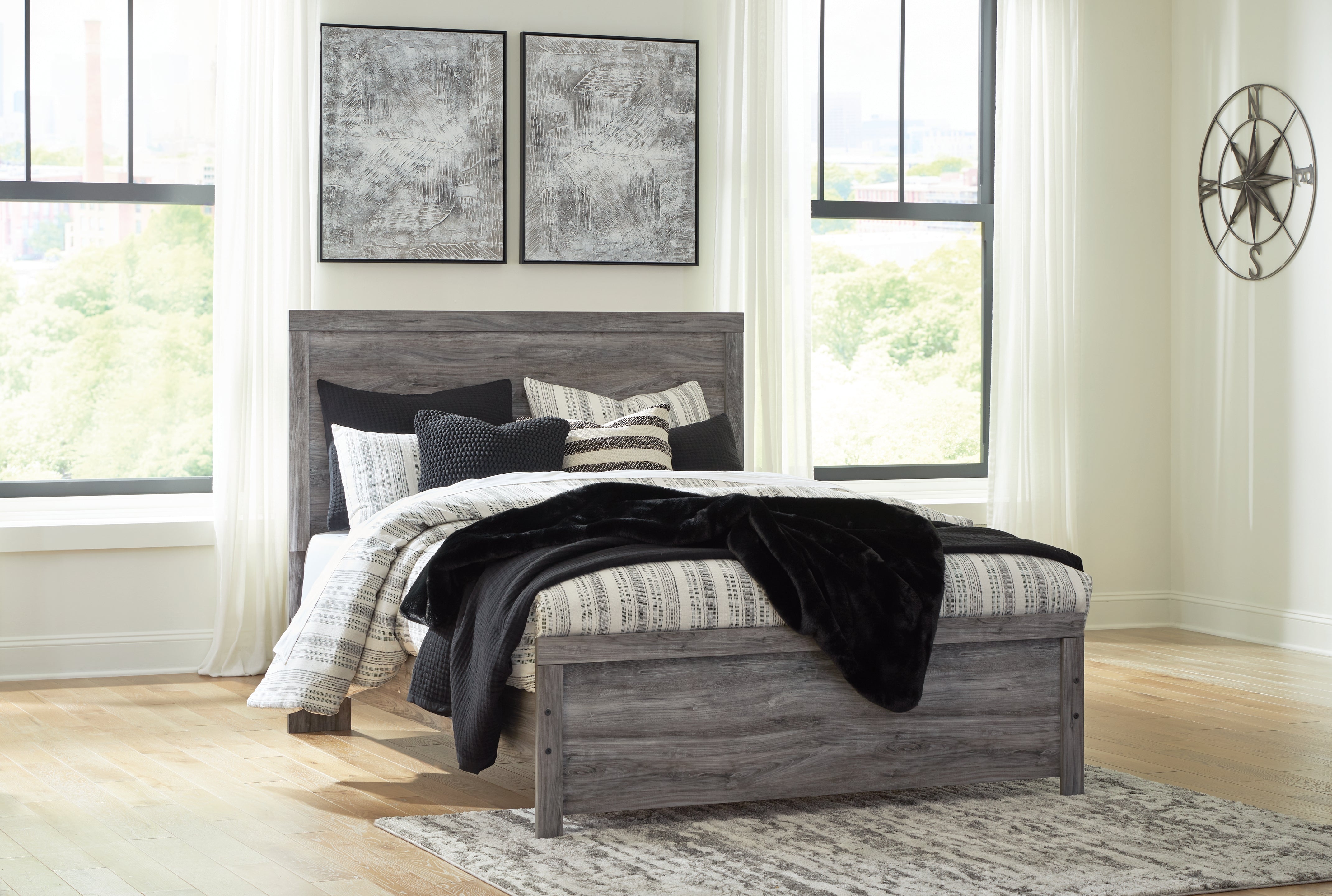 Floridian Furniture - Ashley Furniture - Bronyan Bedroom - Queen Panel Bed / Dark Gray - B1290B2