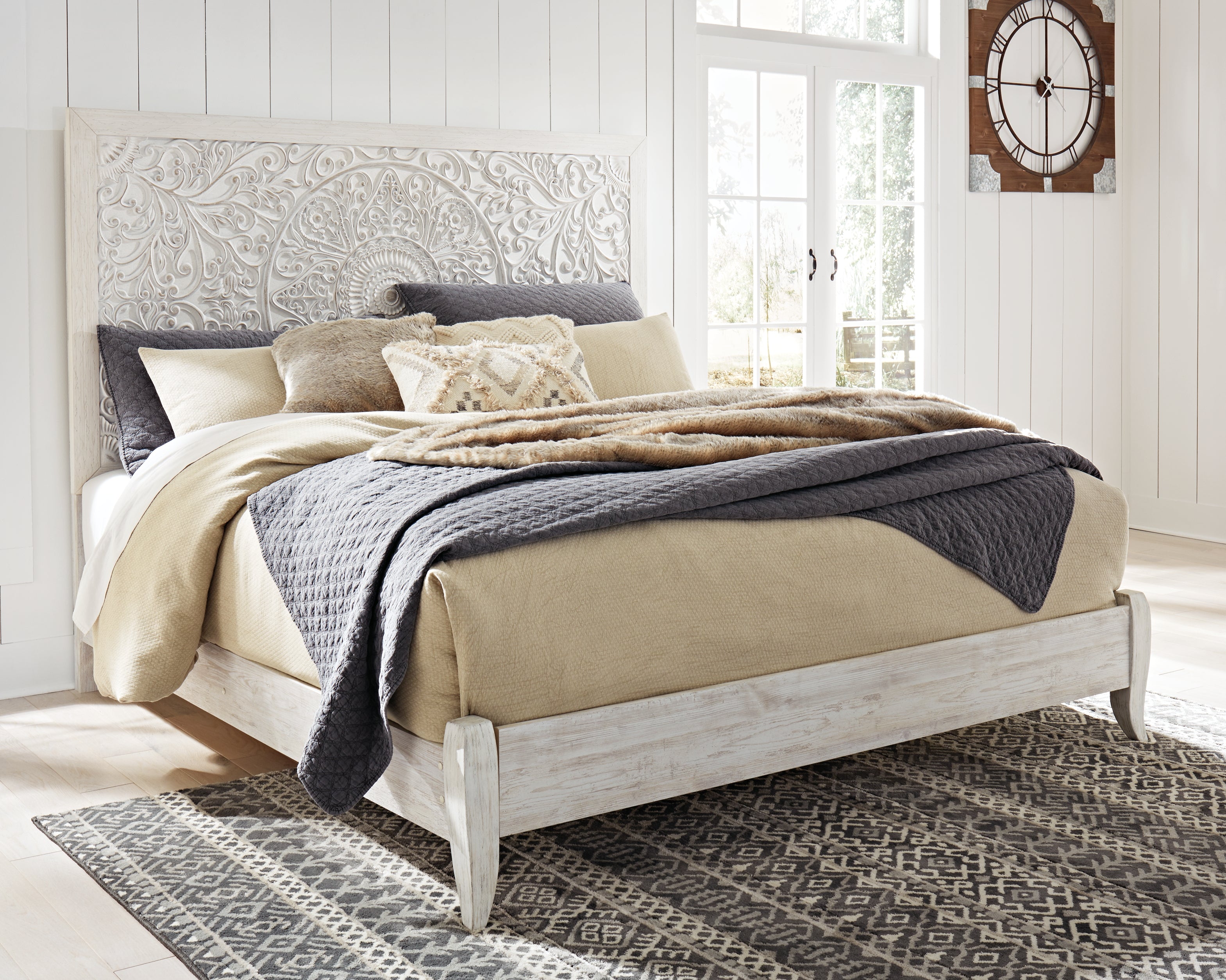 Floridian Furniture - Ashley Furniture - Paxberry Bedroom - King Panel Bed / Whitewash - B181B10