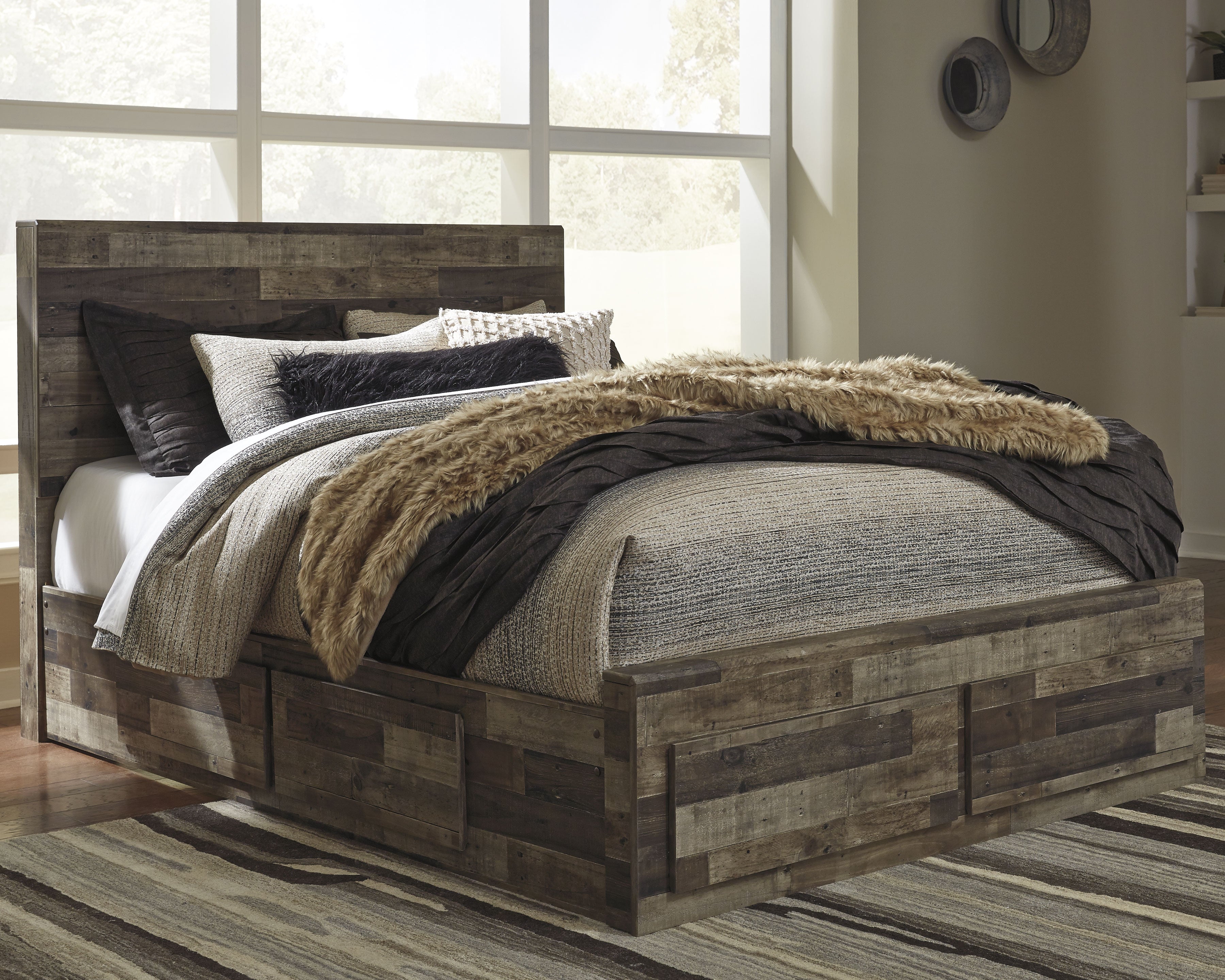 Floridian Furniture - Ashley Furniture - Derekson Bedroom - Queen Panel Bed with 4 Storage Drawers / Multi Gray - B200B18