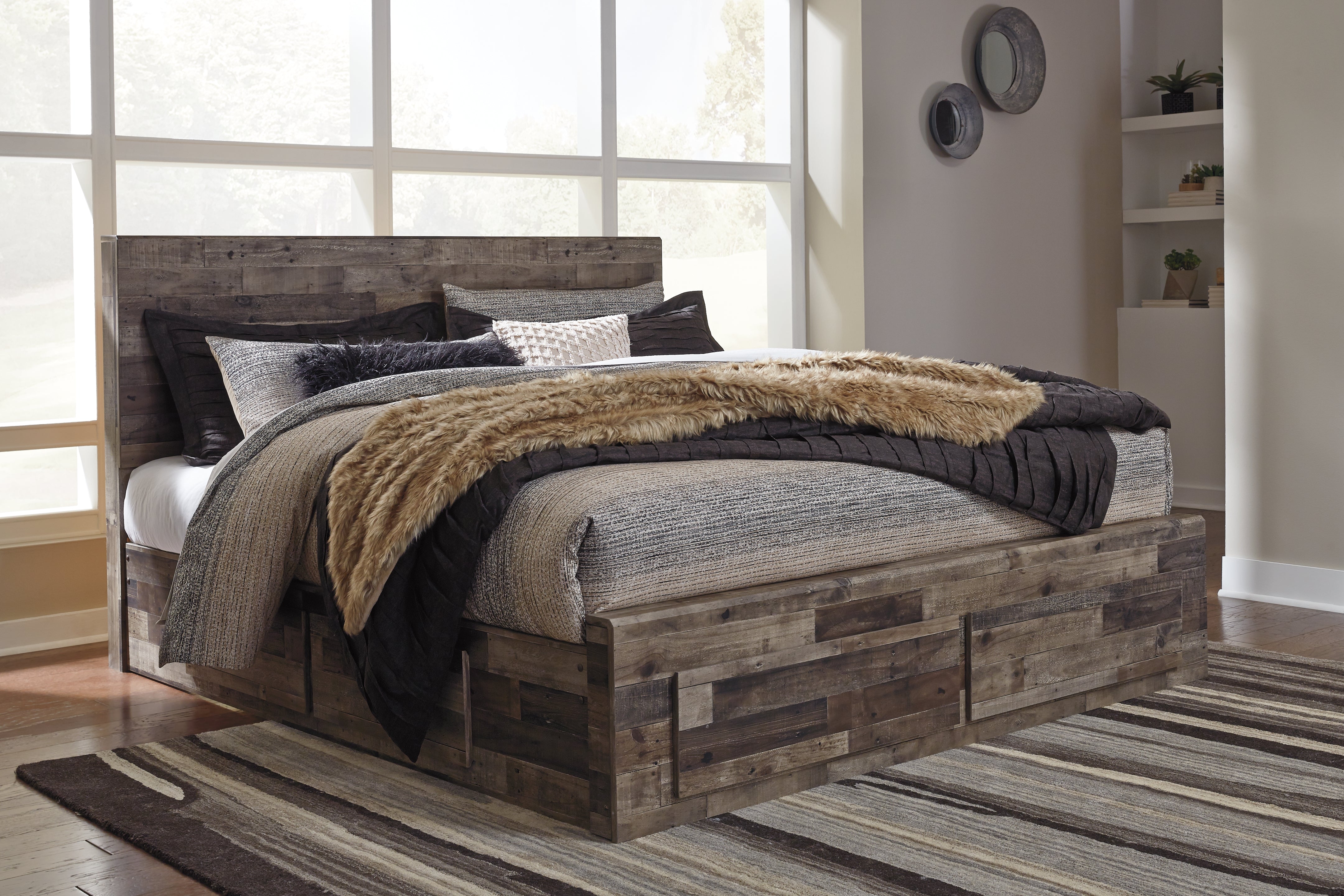 Floridian Furniture - Ashley Furniture - Derekson Bedroom - King Panel Bed with 6 Storage Drawers / Multi Gray - B200B12