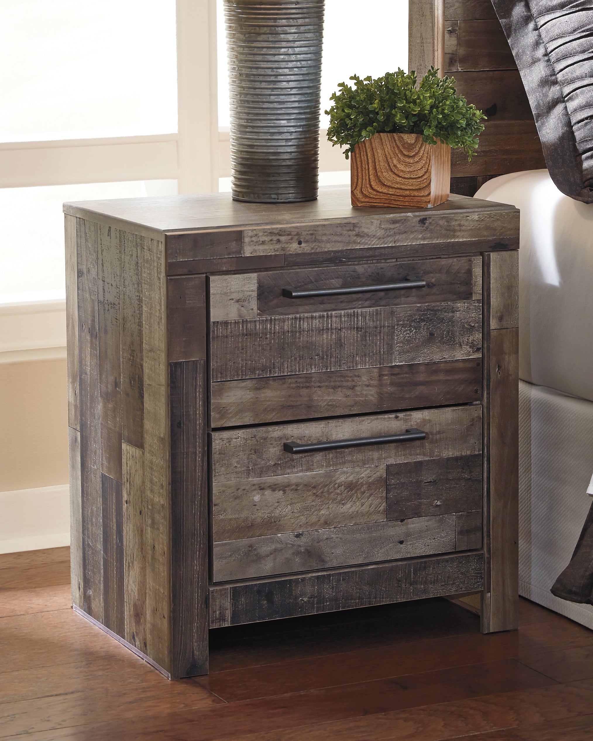 Floridian Furniture - Ashley Furniture - Derekson Bedroom - Two Drawer Night Stand / Multi Gray - B200-92