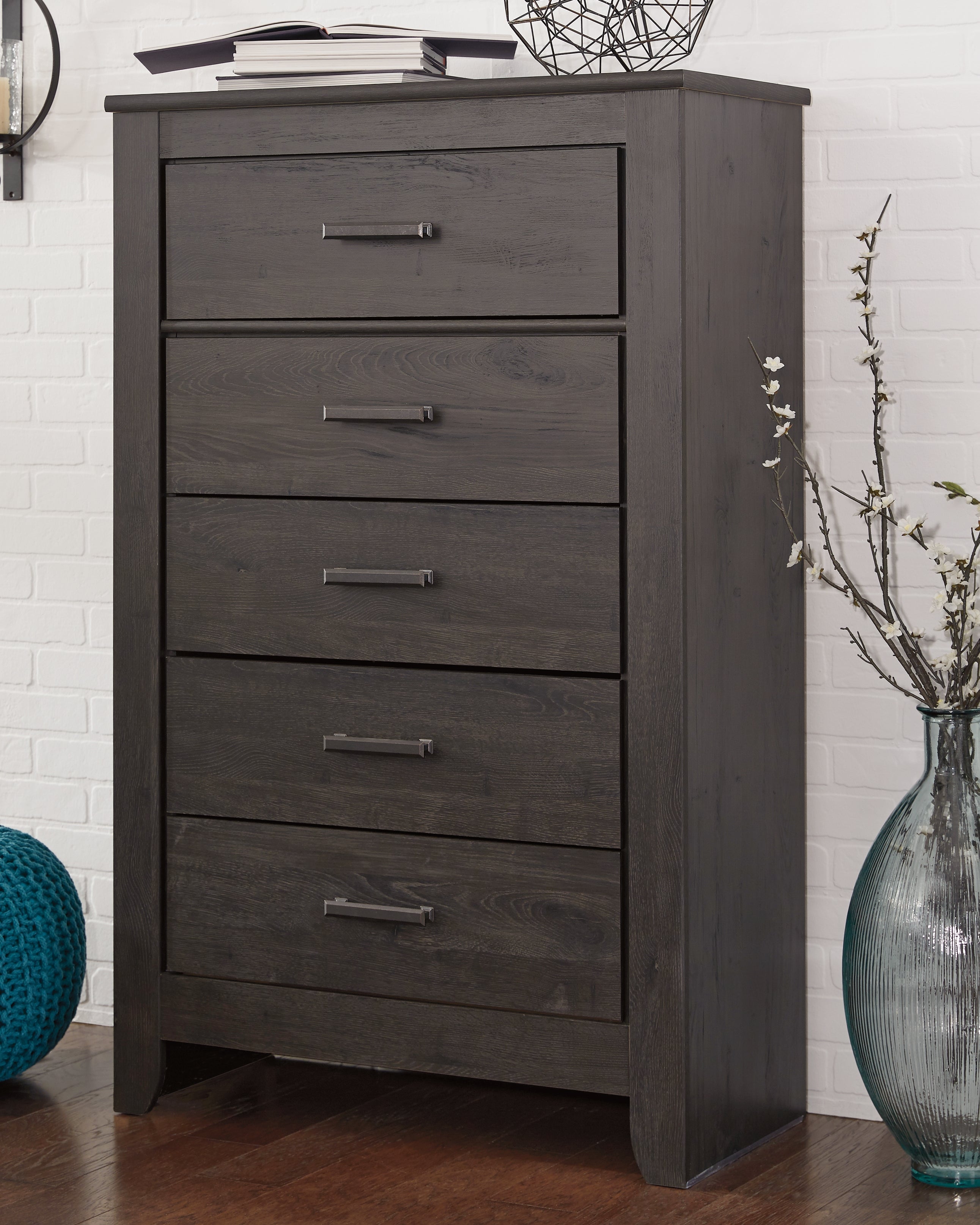 Floridian Furniture - Ashley Furniture - Brinxton Bedroom - Five Drawer Chest / Charcoal - B249-46