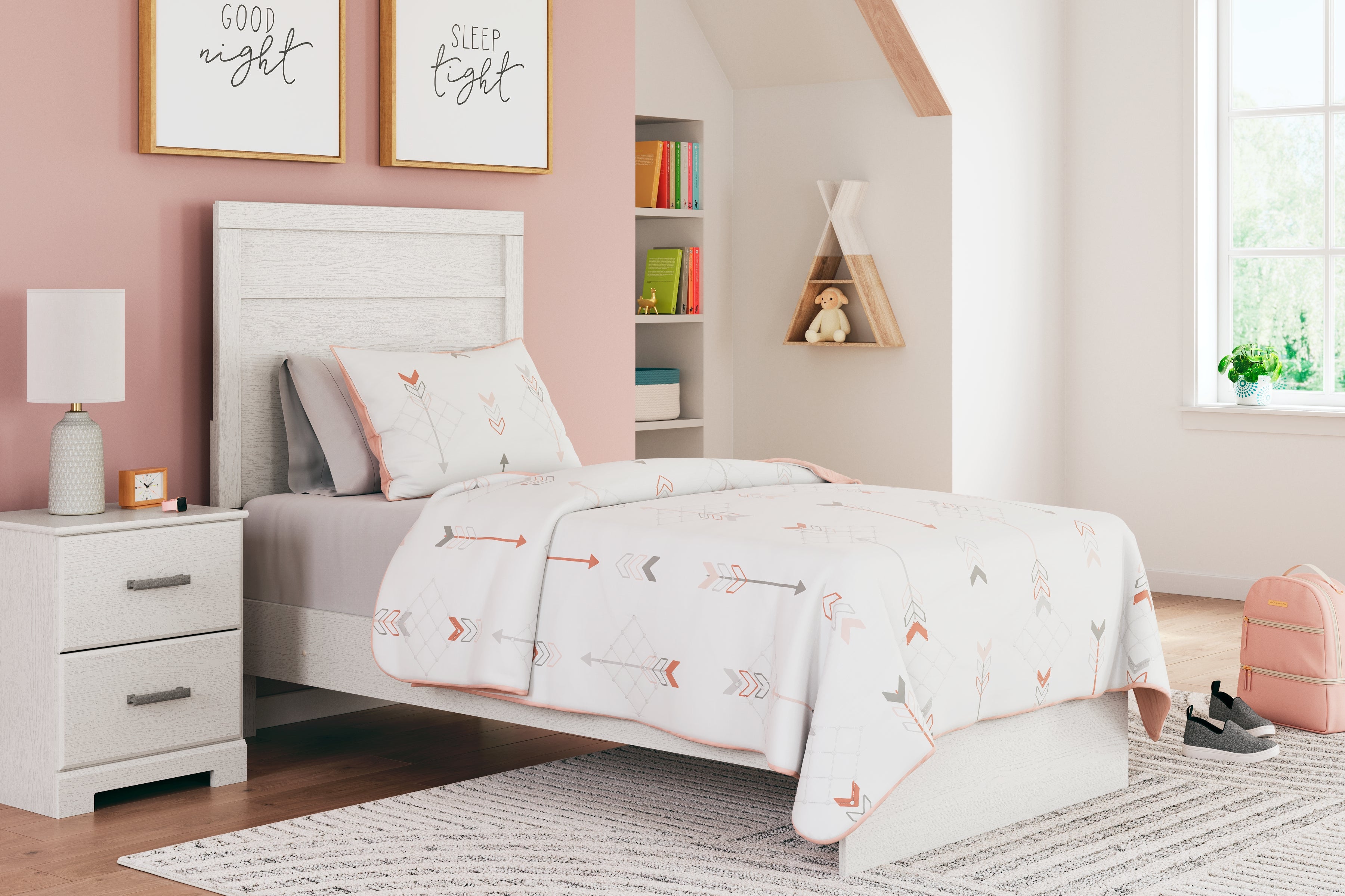 Floridian Furniture - Ashley Furniture - Stelsie Bedroom - Twin Panel Bed / White - B2588B12