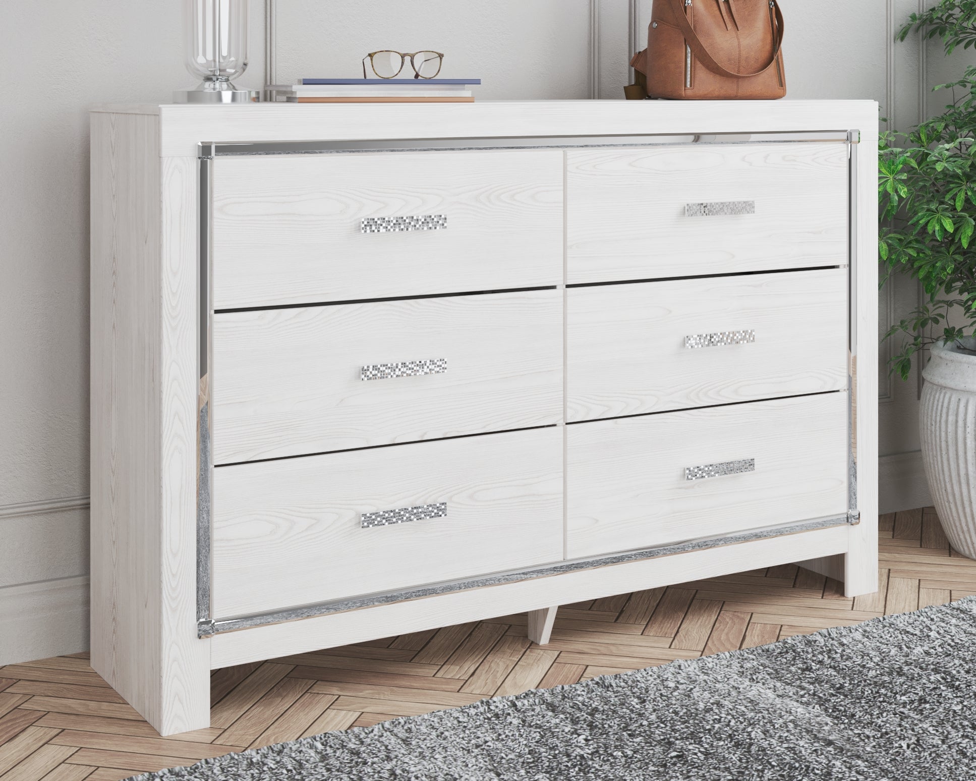 Floridian Furniture - Ashley Furniture - Altyra Bedroom - Six Drawer Dresser / White - B2640-31
