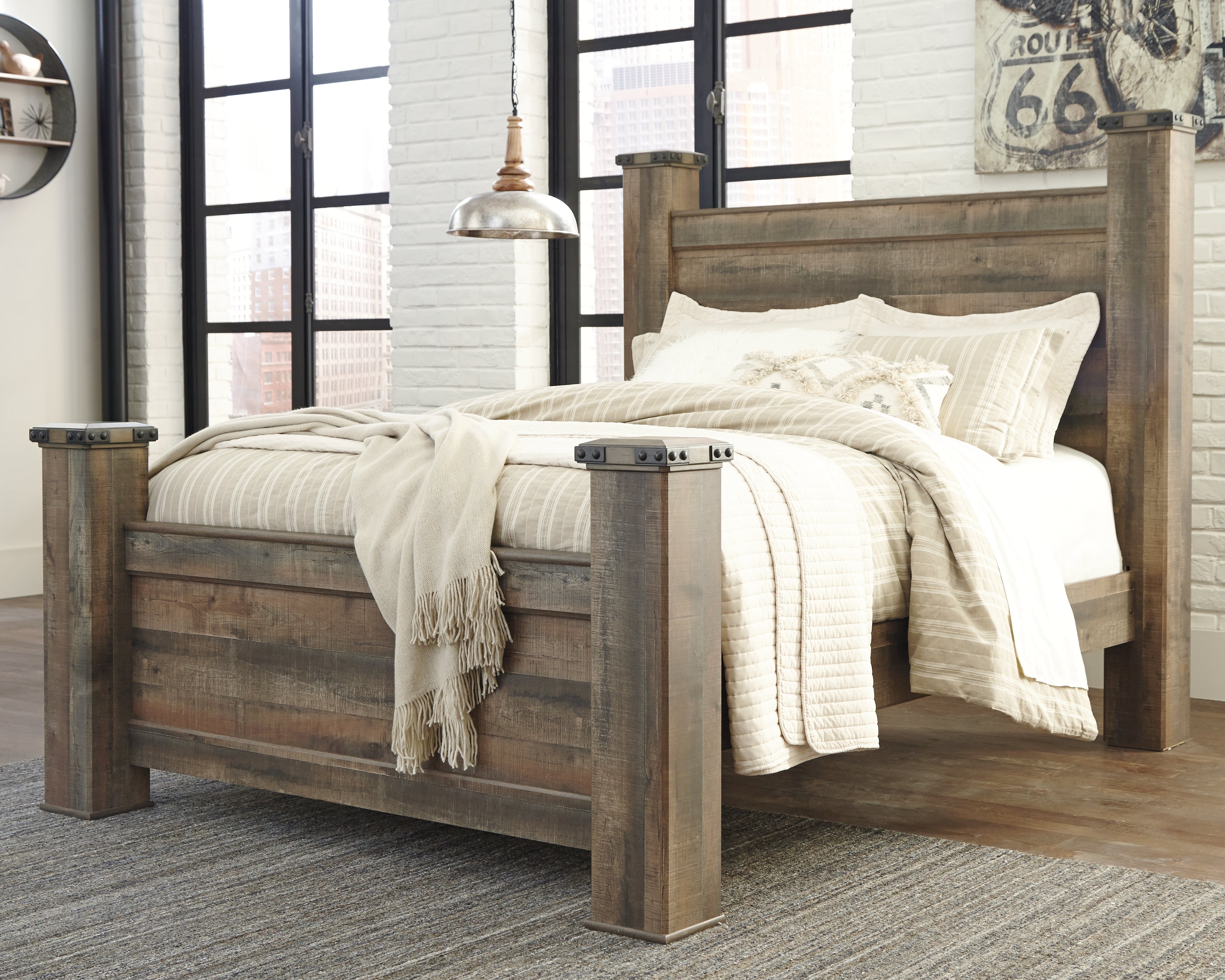 Floridian Furniture - Ashley Furniture - Trinell Bedroom - Queen Poster Bed / Brown - B446B40