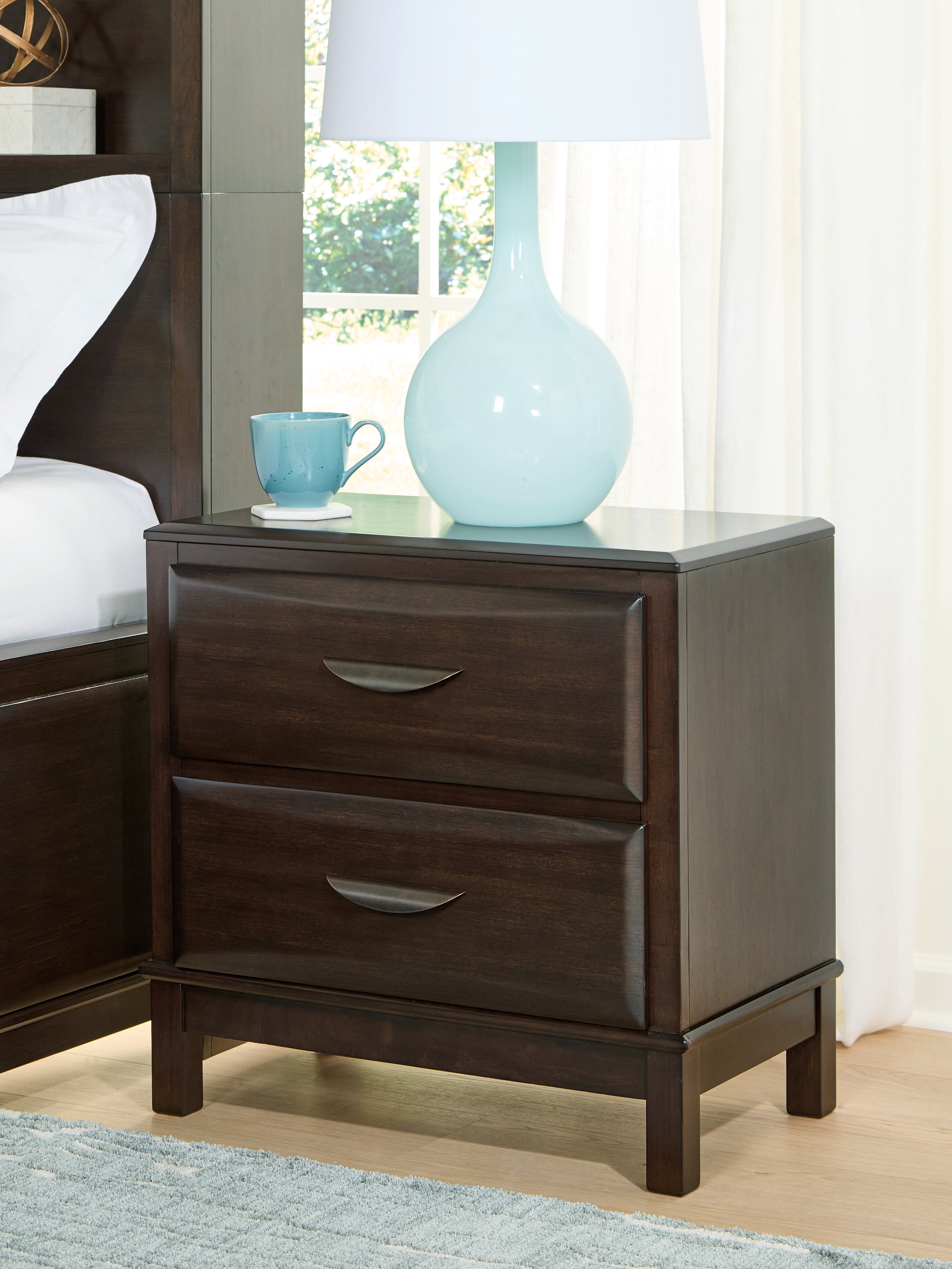 Floridian Furniture - Ashley Furniture - Vanmore Bedroom - Two Drawer Night Stand / Dark Brown - B479-92