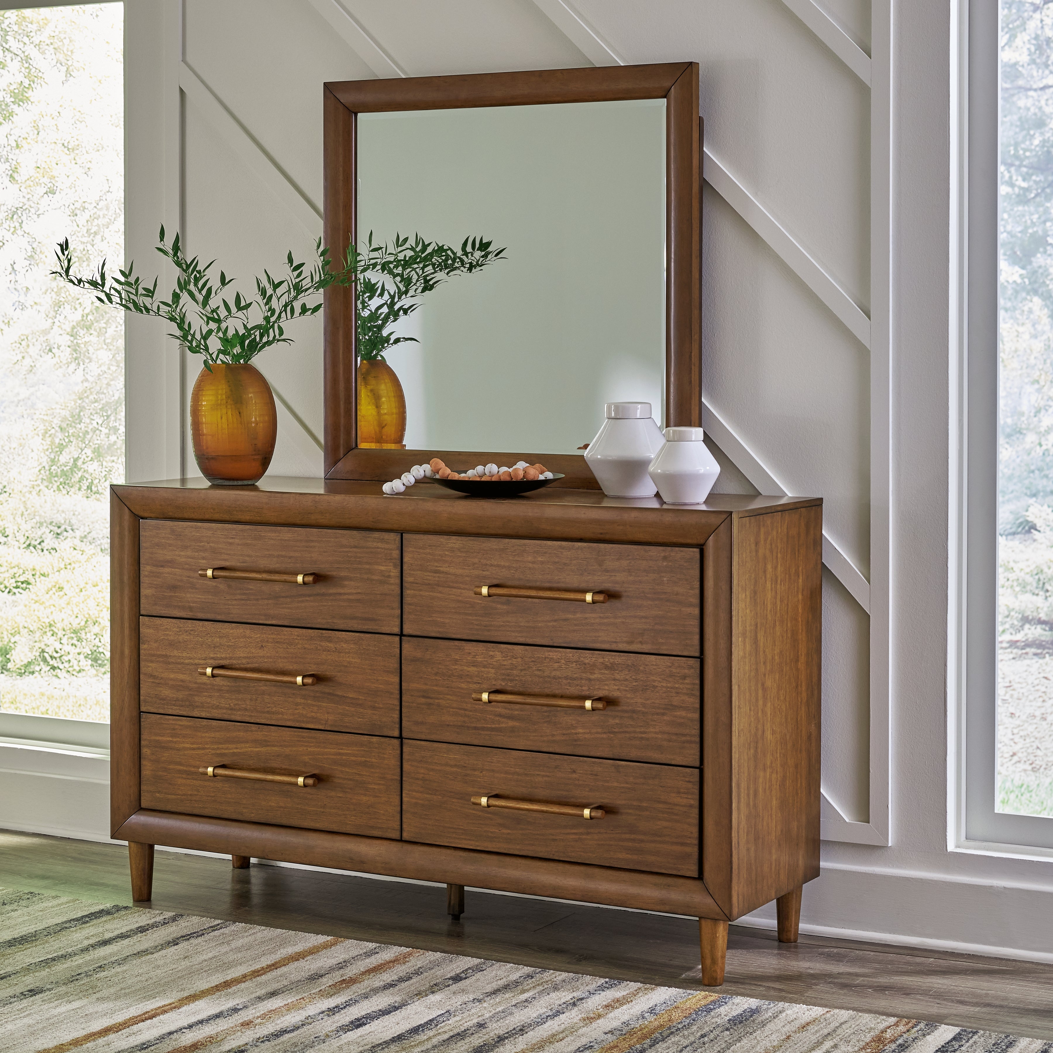 Floridian Furniture - Ashley Furniture - Lyncott Bedroom - Dresser and Mirror / Brown - B615B1