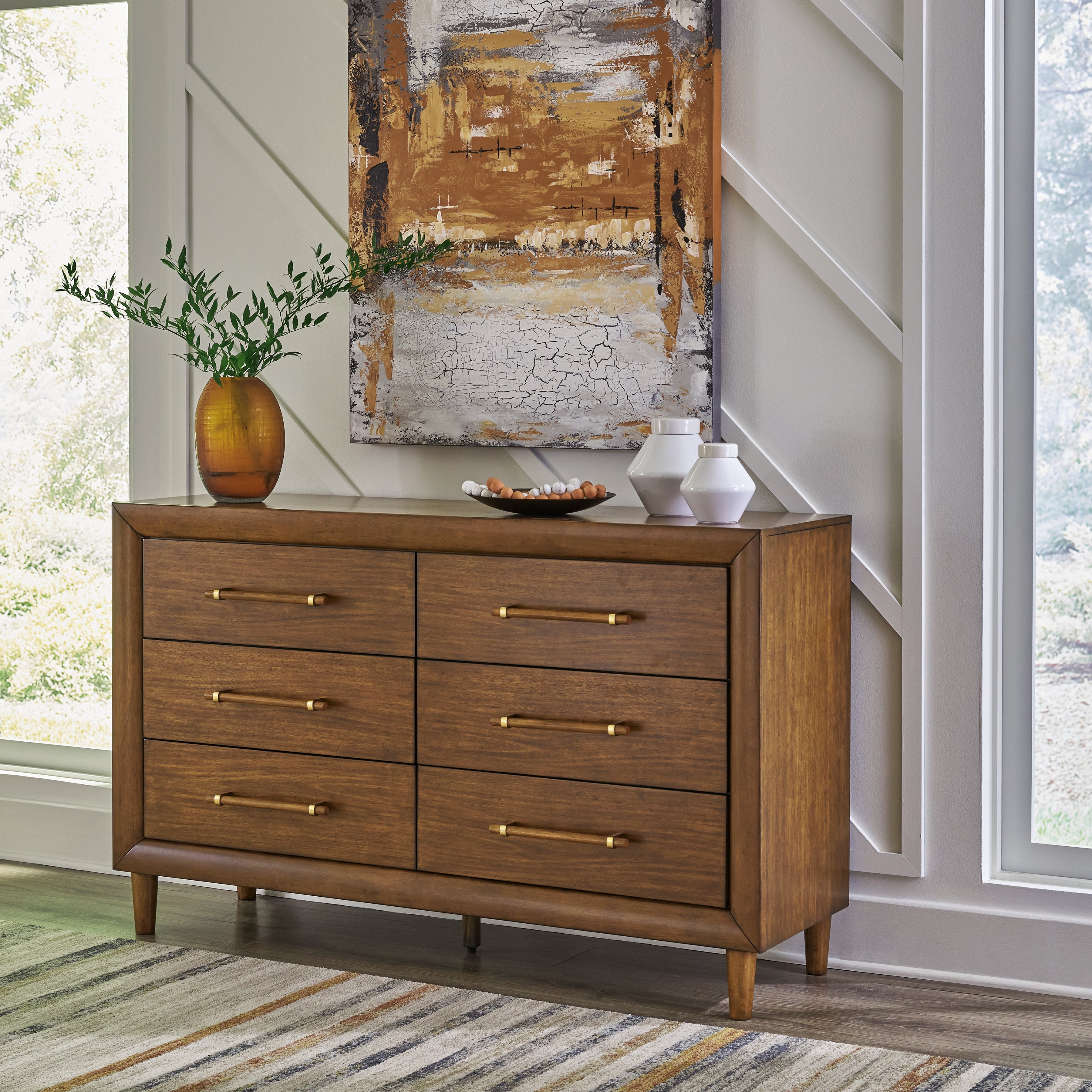 Floridian Furniture - Ashley Furniture - Lyncott Bedroom - Dresser / Brown - B615-31
