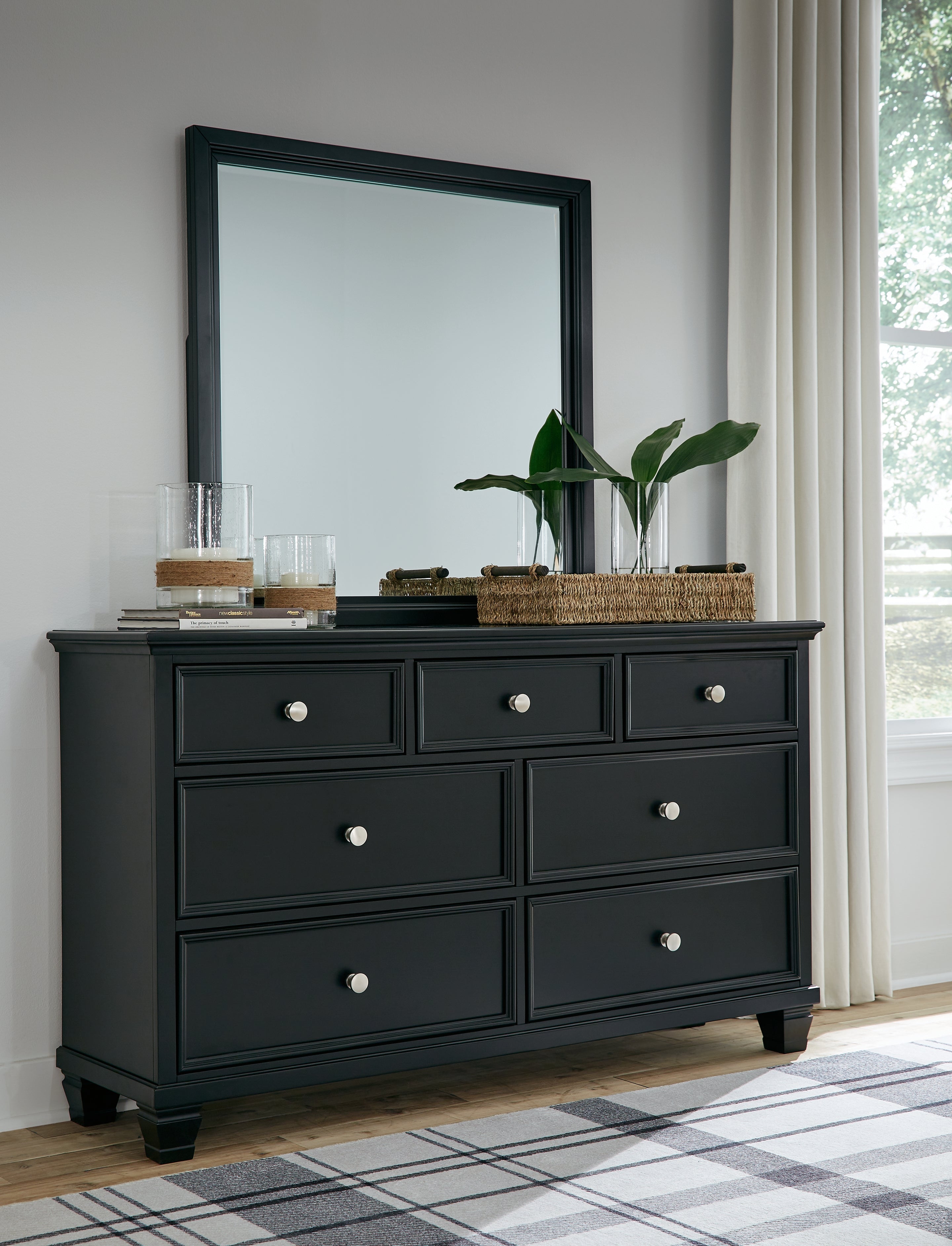 Floridian Furniture - Ashley Furniture - Lanolee Bedroom - Dresser and Mirror / Black - B687B1