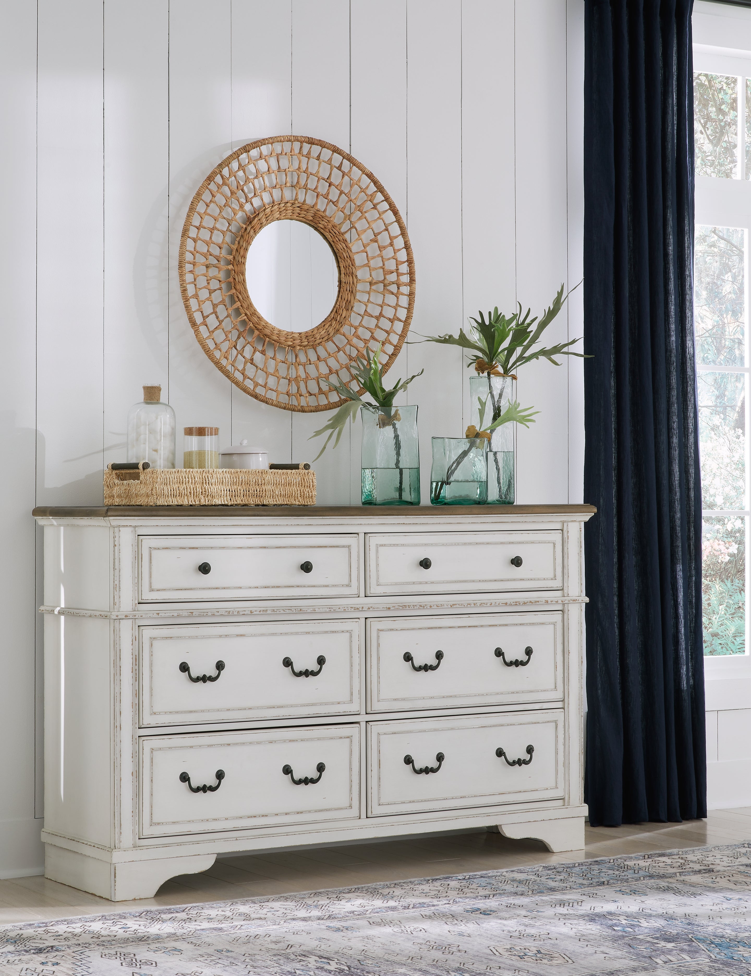 Floridian Furniture - Ashley Furniture - Blendon Bedroom - Dresser / Two-tone - B747-31