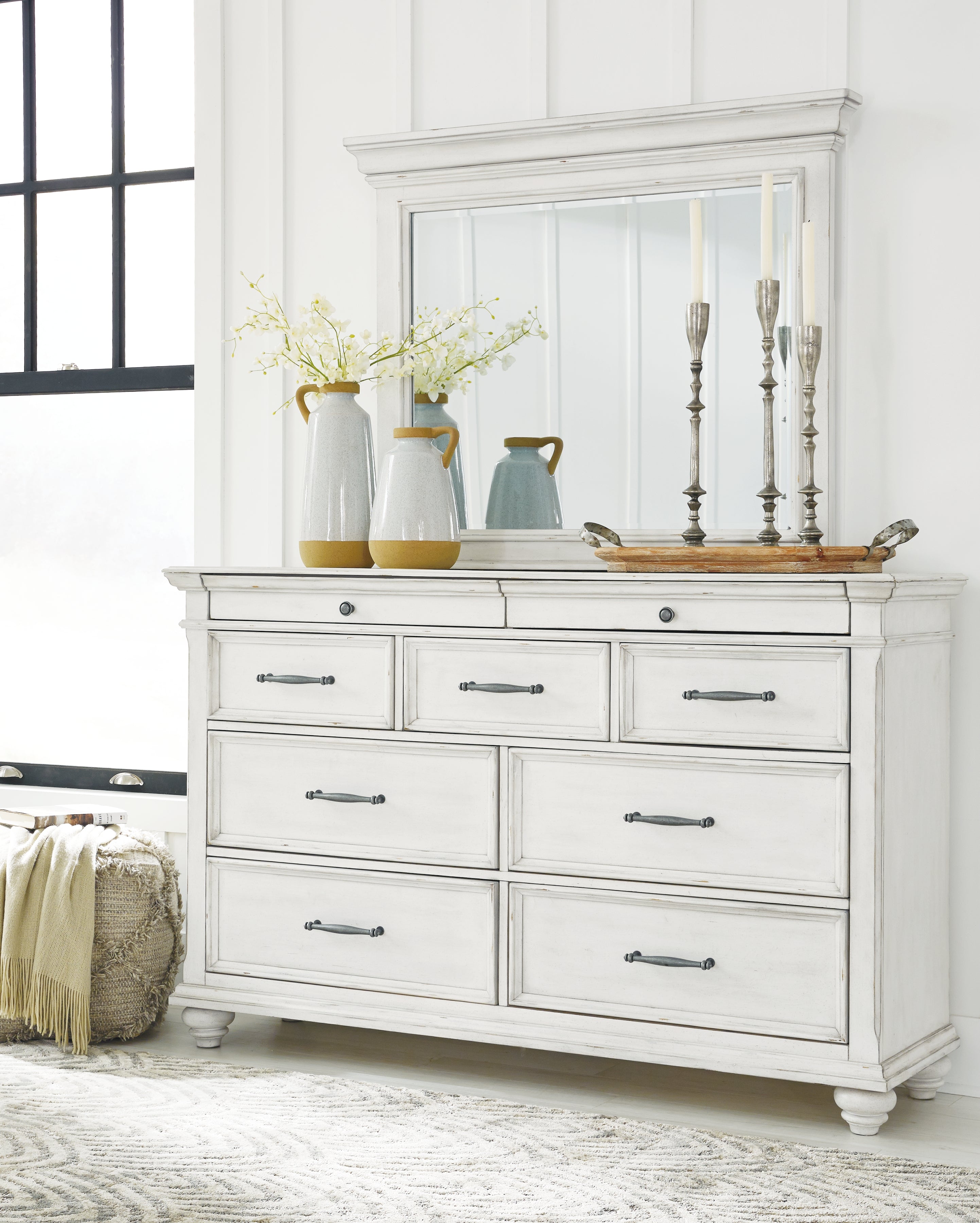 Floridian Furniture - Ashley Furniture - Kanwyn Bedroom - Dresser and Mirror / Whitewash - B777B1
